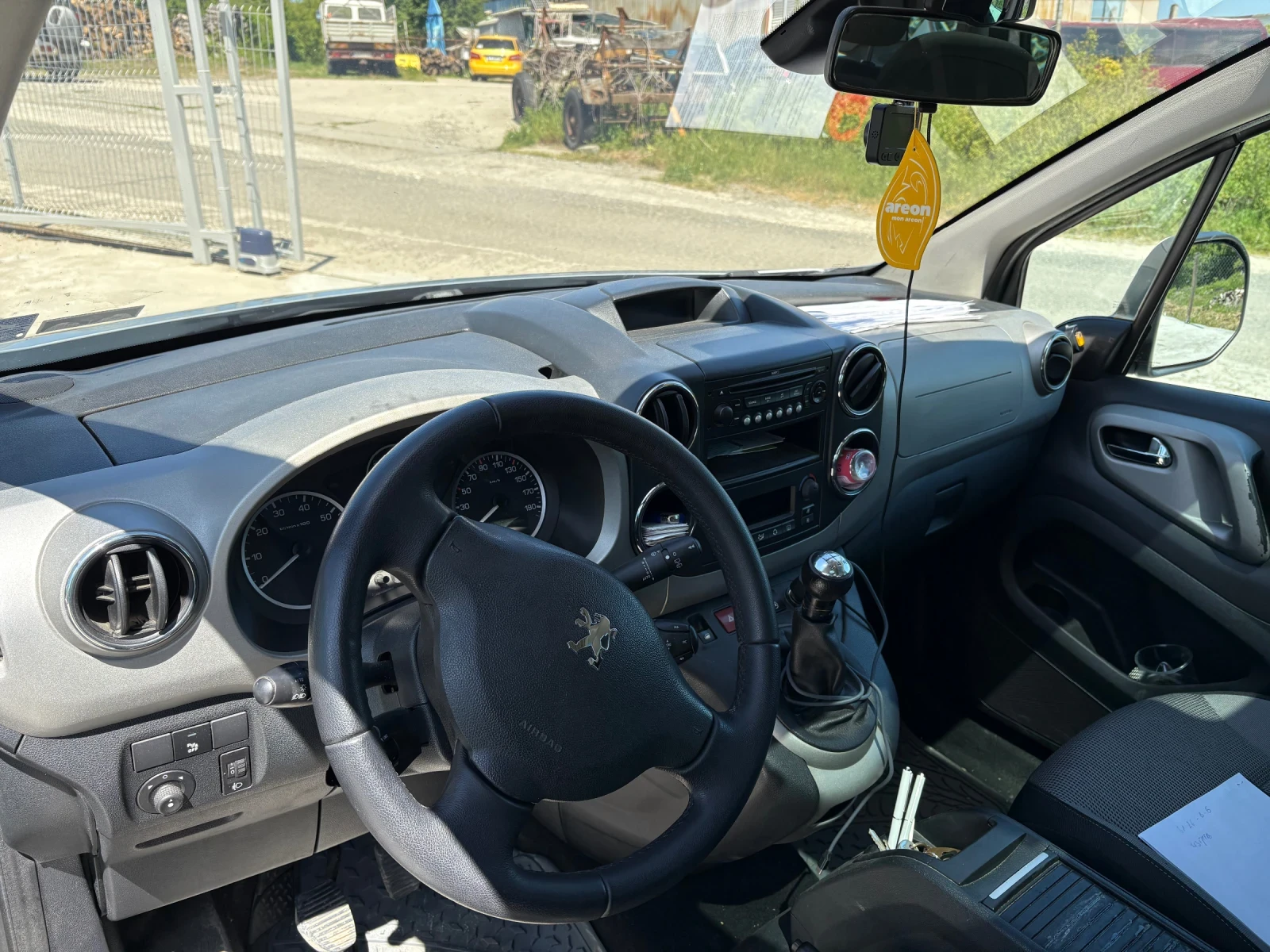 Peugeot Partner  - изображение 6