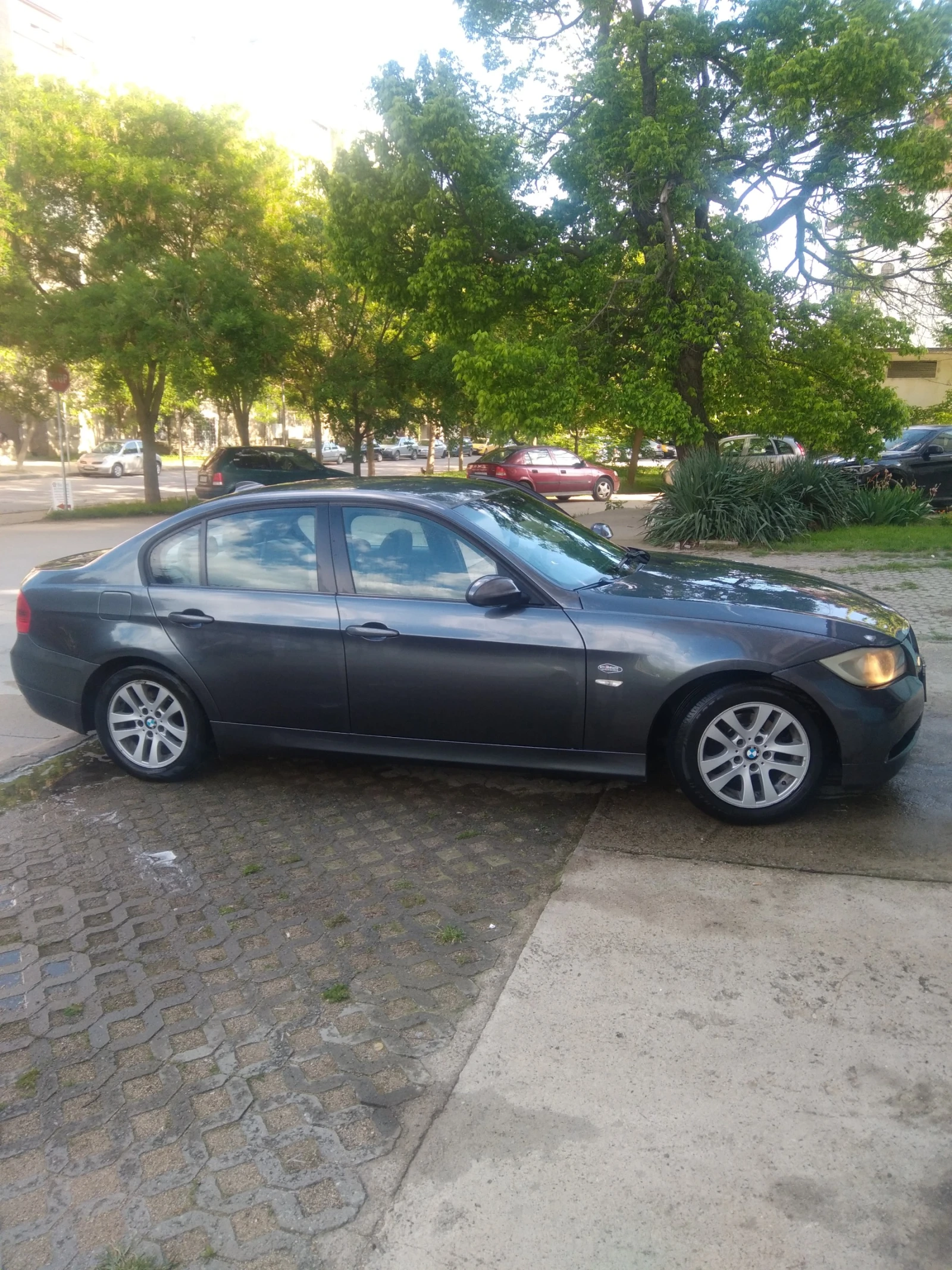 BMW 318 е90 - изображение 5