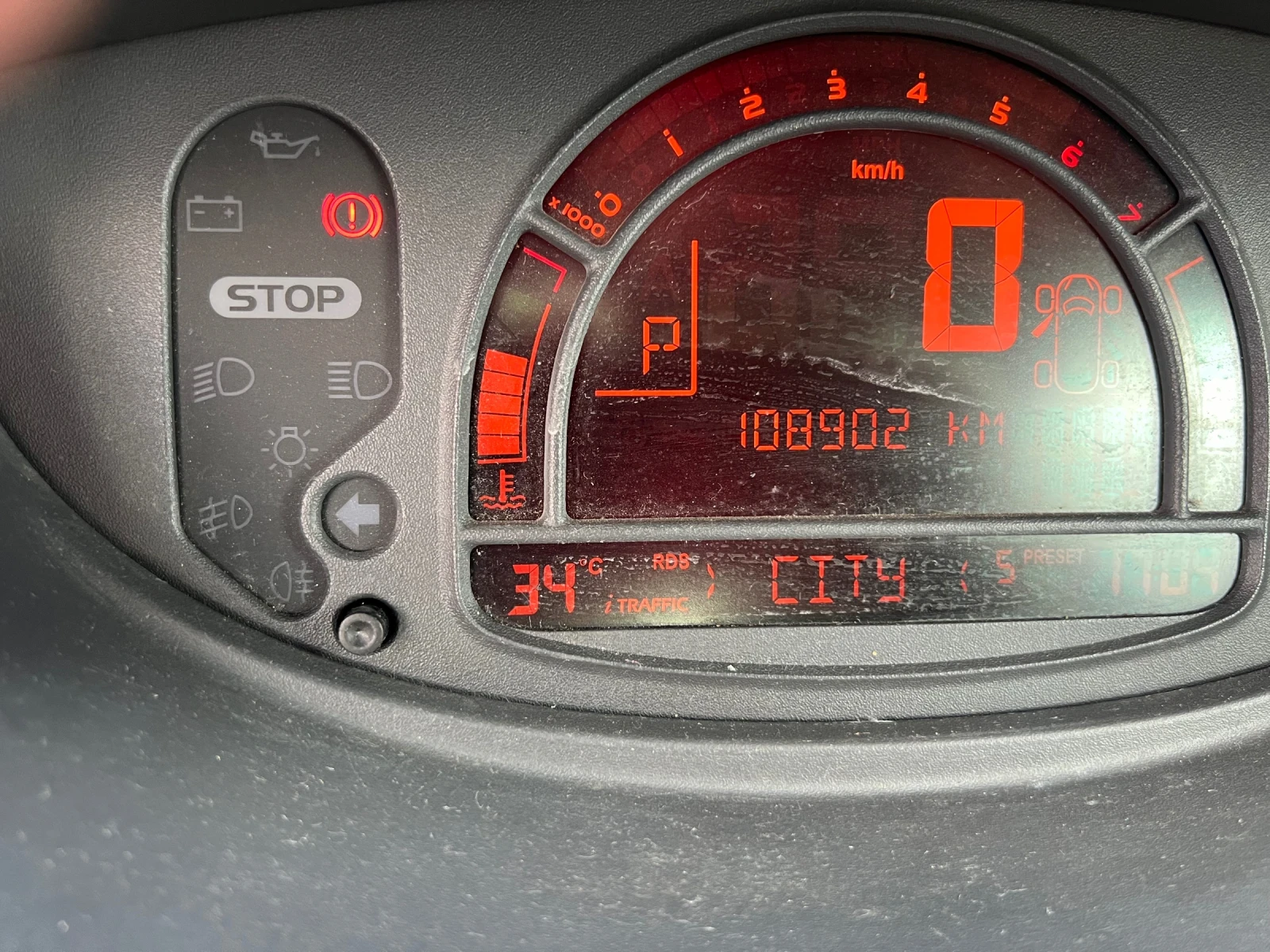 Renault Modus 1.6i AVTOMAT - изображение 9
