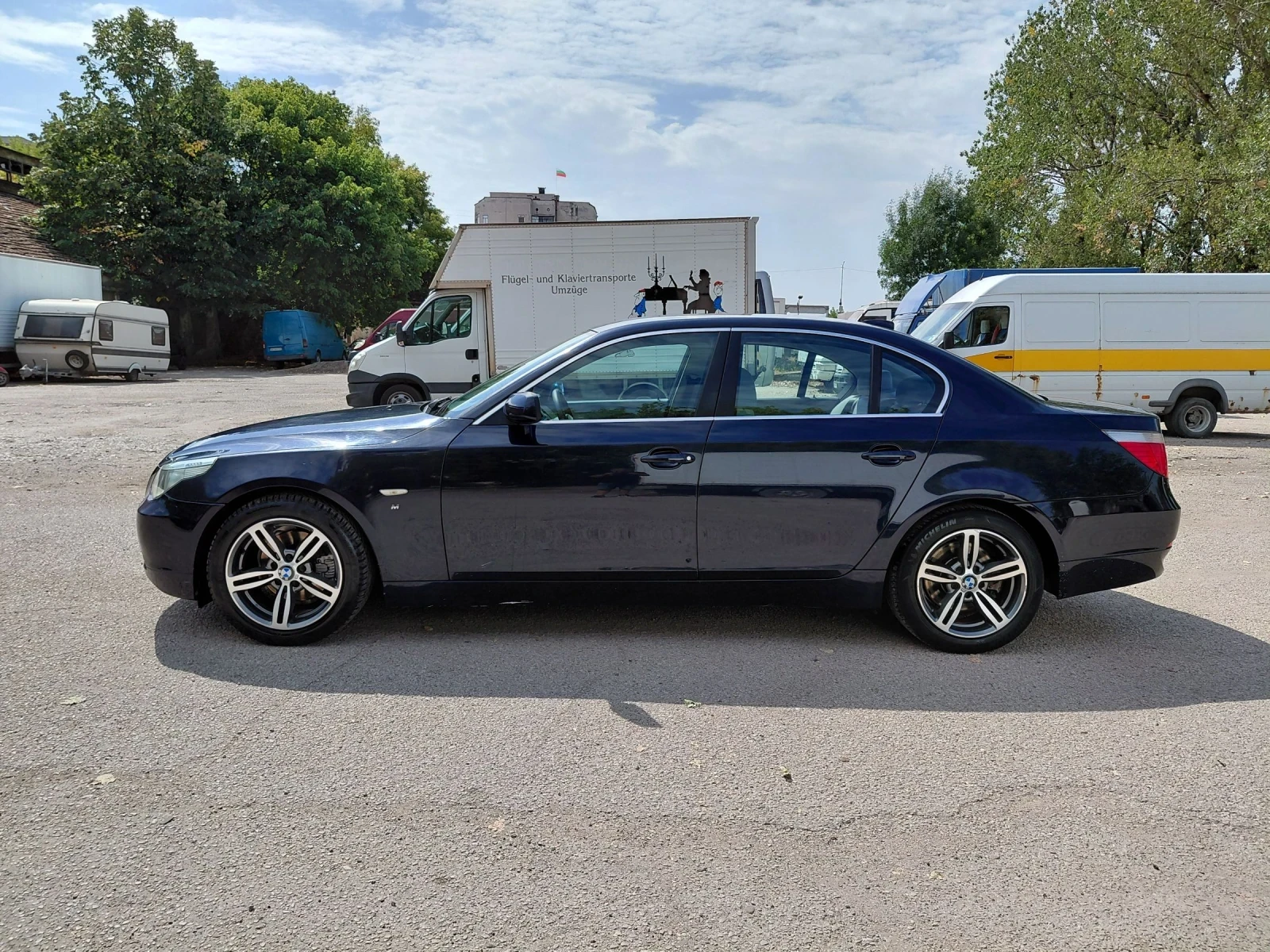 BMW 520 2.2i  - изображение 2