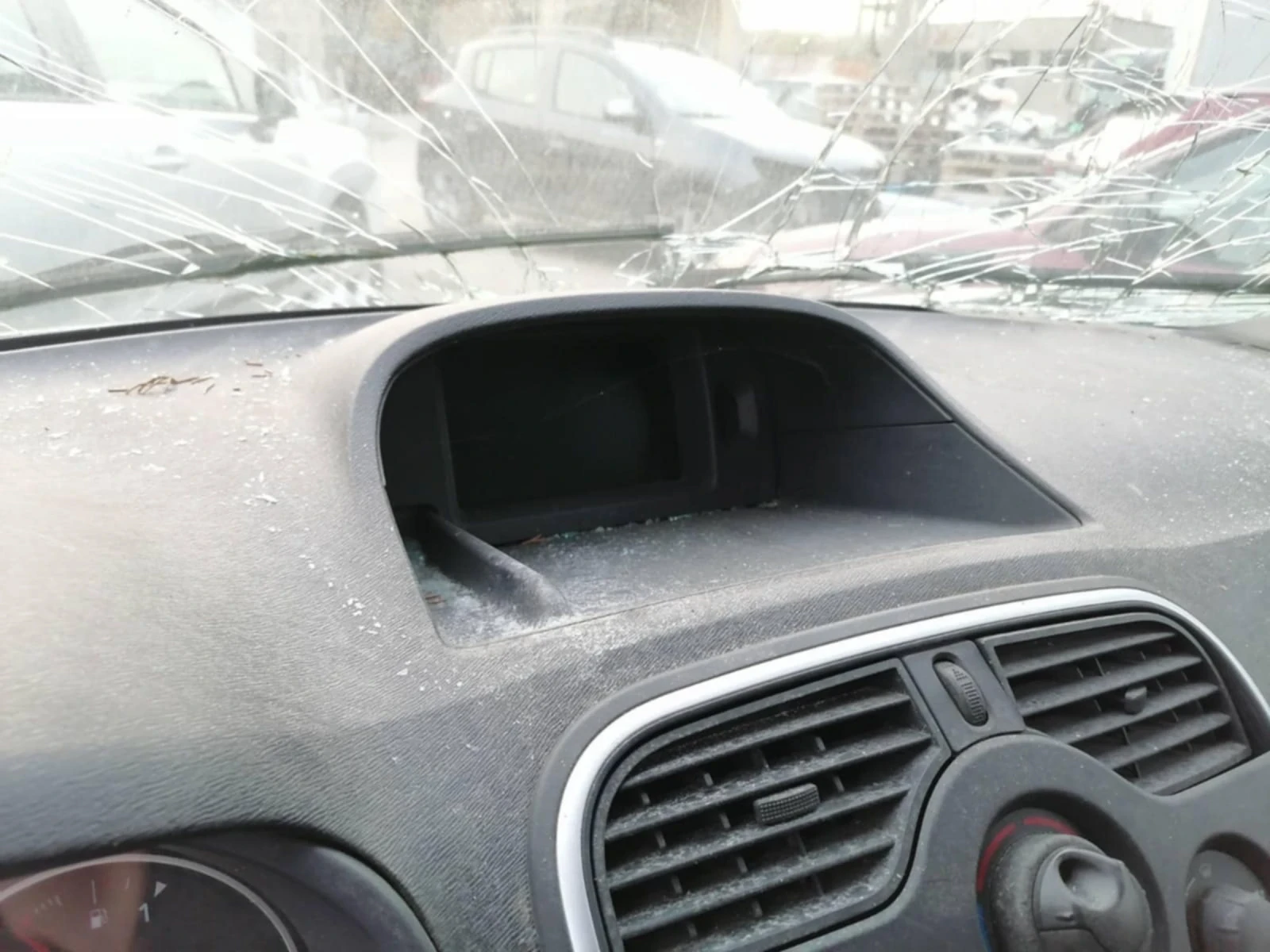 Renault Kangoo 1.5 DCI - изображение 10