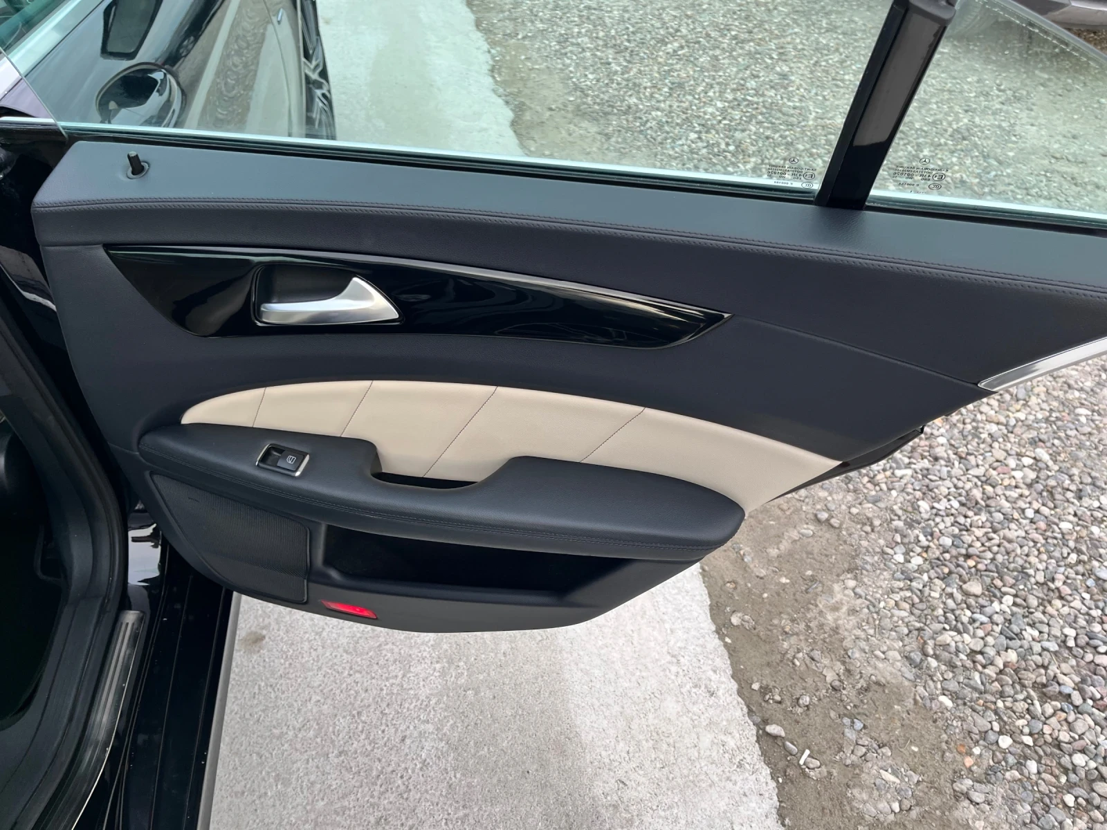 Mercedes-Benz CLS 350 = CDI= ЛИЗИНГ= БАРТЕР= ОБДУХВАНЕ=  | Mobile.bg — изображение 12