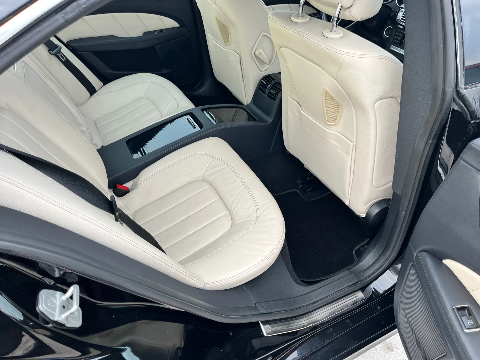 Mercedes-Benz CLS 350 = CDI= ЛИЗИНГ= БАРТЕР= ОБДУХВАНЕ=  | Mobile.bg — изображение 11