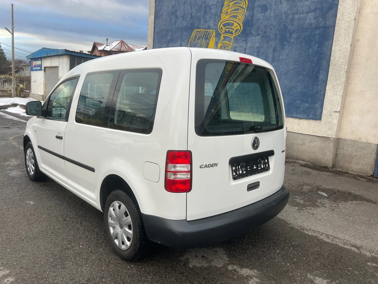 VW Caddy 2.METAN, UNiKAT, като нов - изображение 3