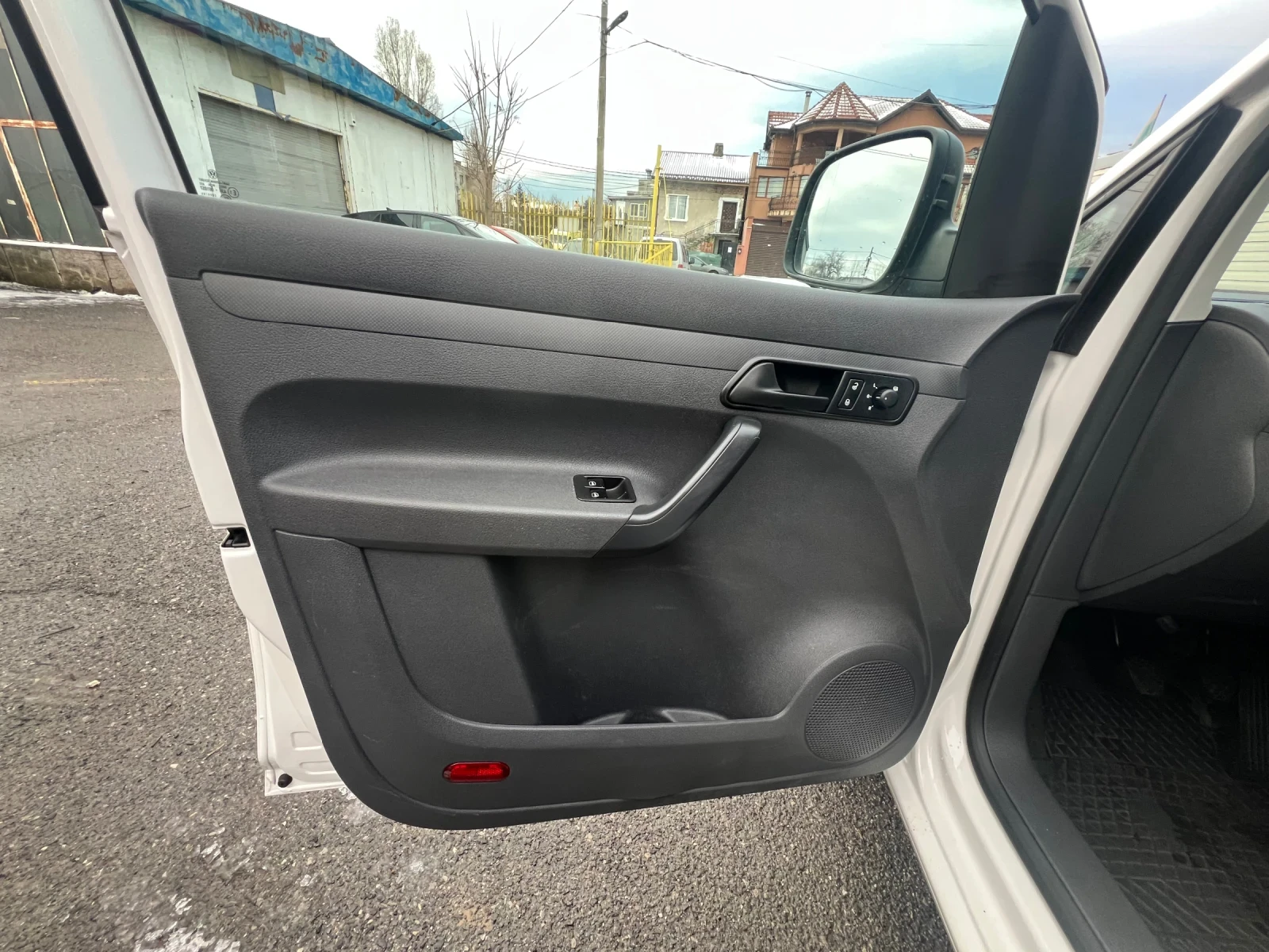 VW Caddy 2.METAN, UNiKAT, като нов - изображение 8