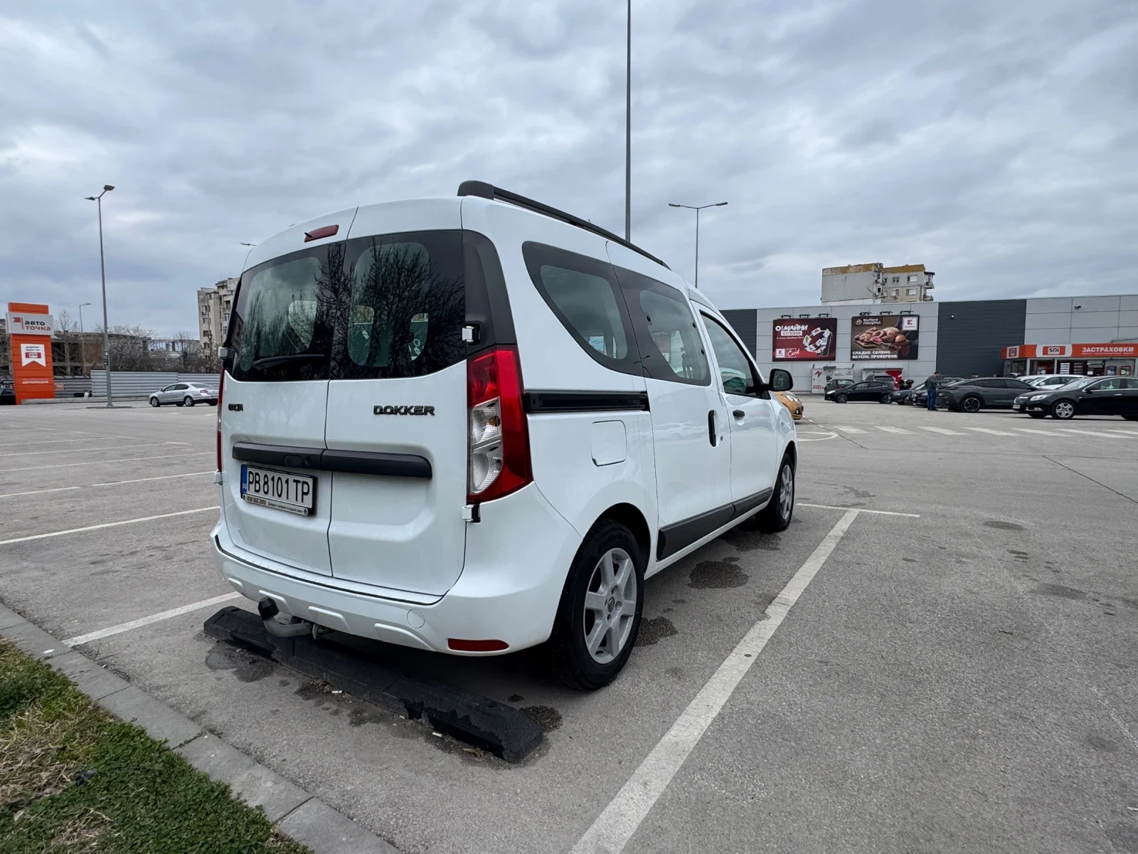 Dacia Dokker 1.5 dCI, снимка 5 - Автомобили и джипове - 53935260