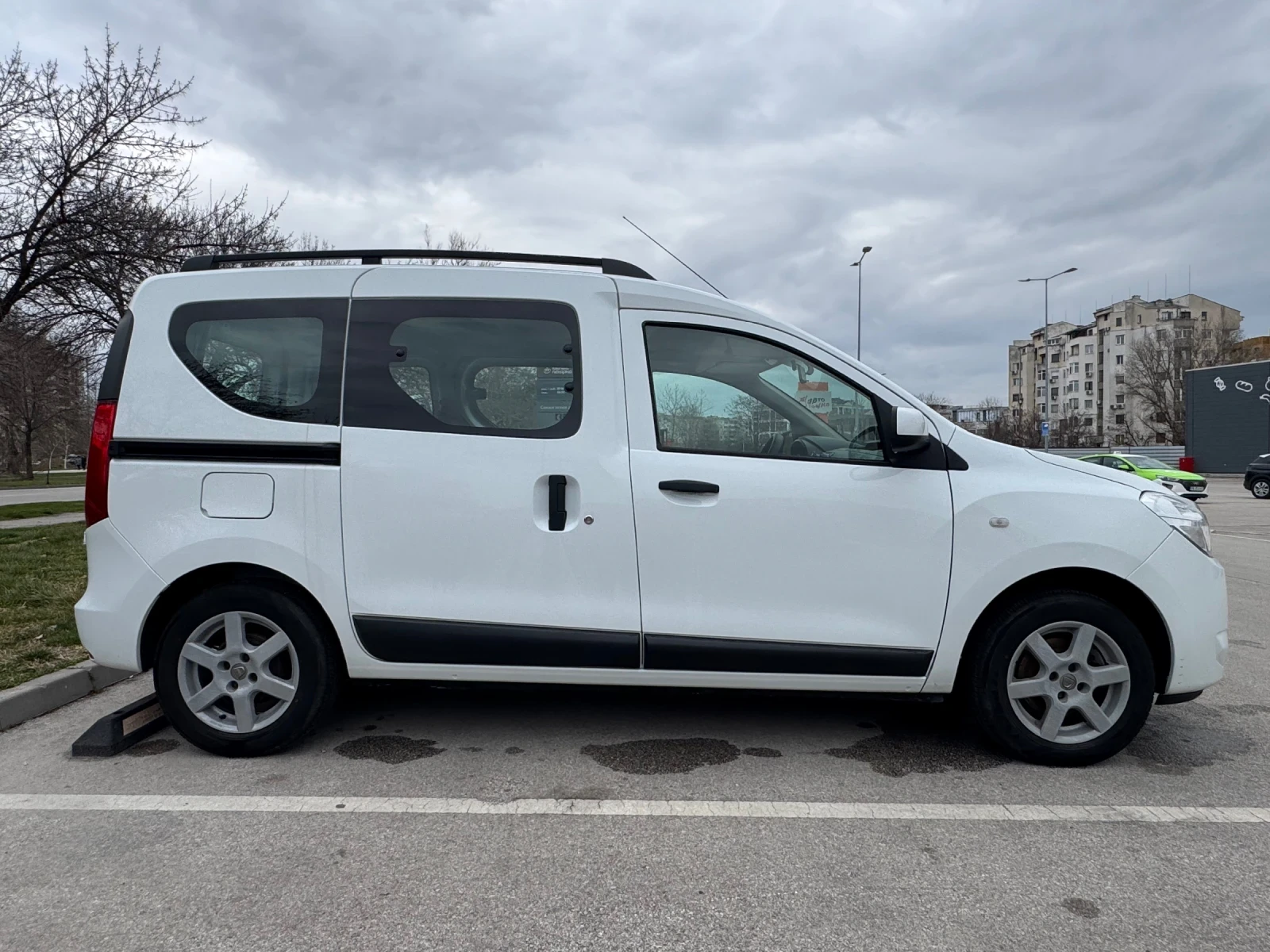 Dacia Dokker 1.5 dCI, снимка 6 - Автомобили и джипове - 53935260