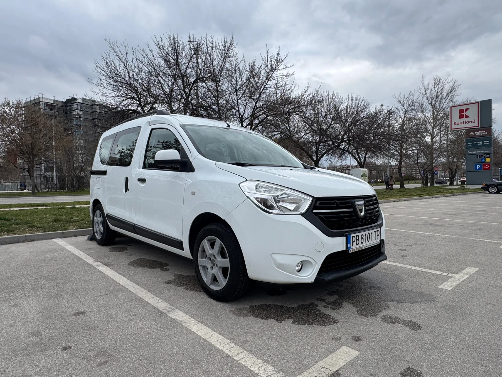 Dacia Dokker 1.5 dCI, снимка 7 - Автомобили и джипове - 53935260