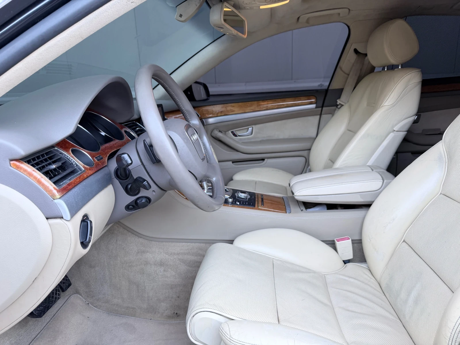 Audi A8 W12 515 кс газова уредба първи собственик, снимка 7 - Автомобили и джипове - 53917540