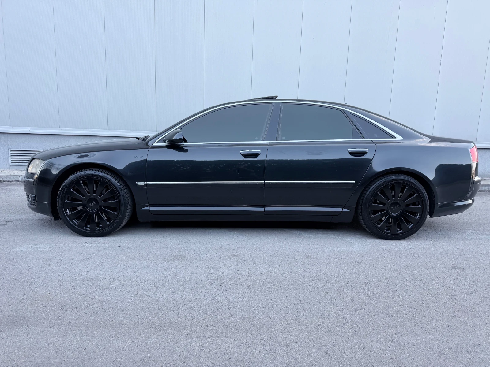 Audi A8 W12 515 кс газова уредба първи собственик, снимка 5 - Автомобили и джипове - 53917540