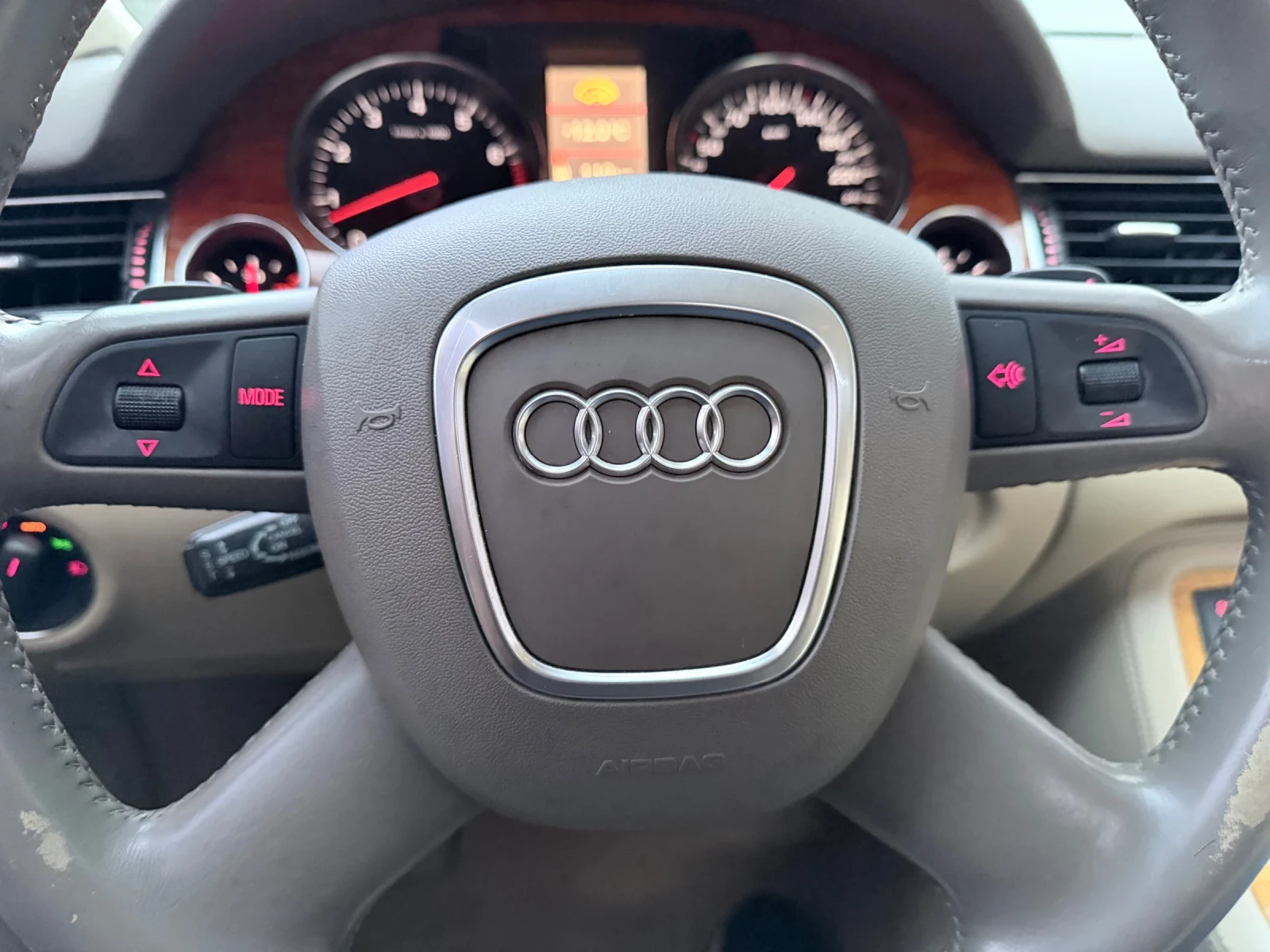 Audi A8 W12 515 кс газова уредба първи собственик, снимка 14 - Автомобили и джипове - 53917540