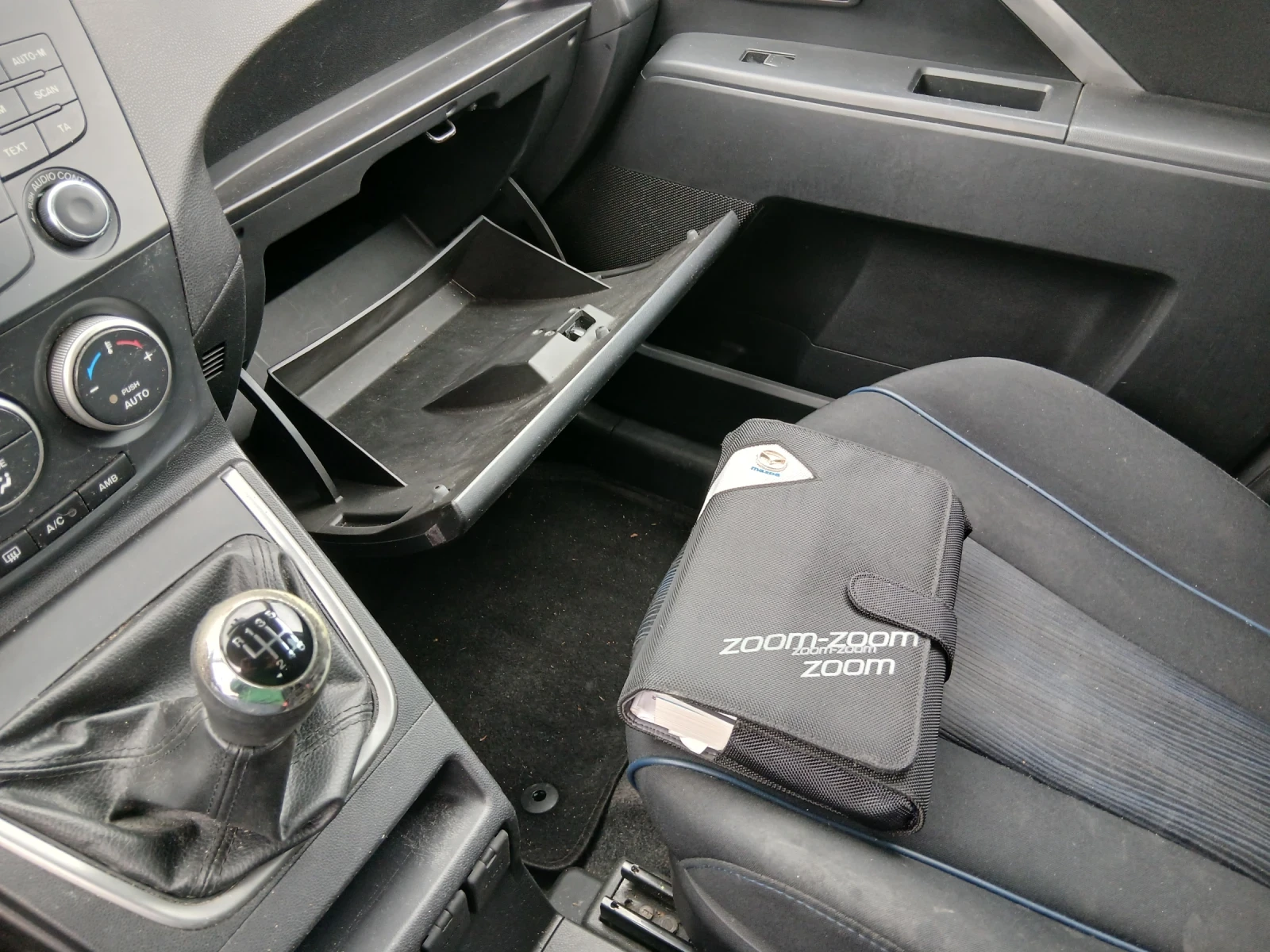 Mazda 5 1.8 115, снимка 9 - Автомобили и джипове - 53943707