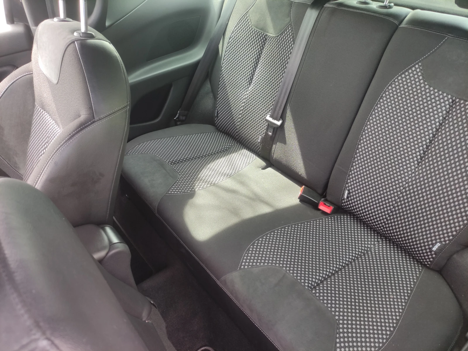 Citroen DS3 1.6/155кс Швейцария, снимка 13 - Автомобили и джипове - 54347083