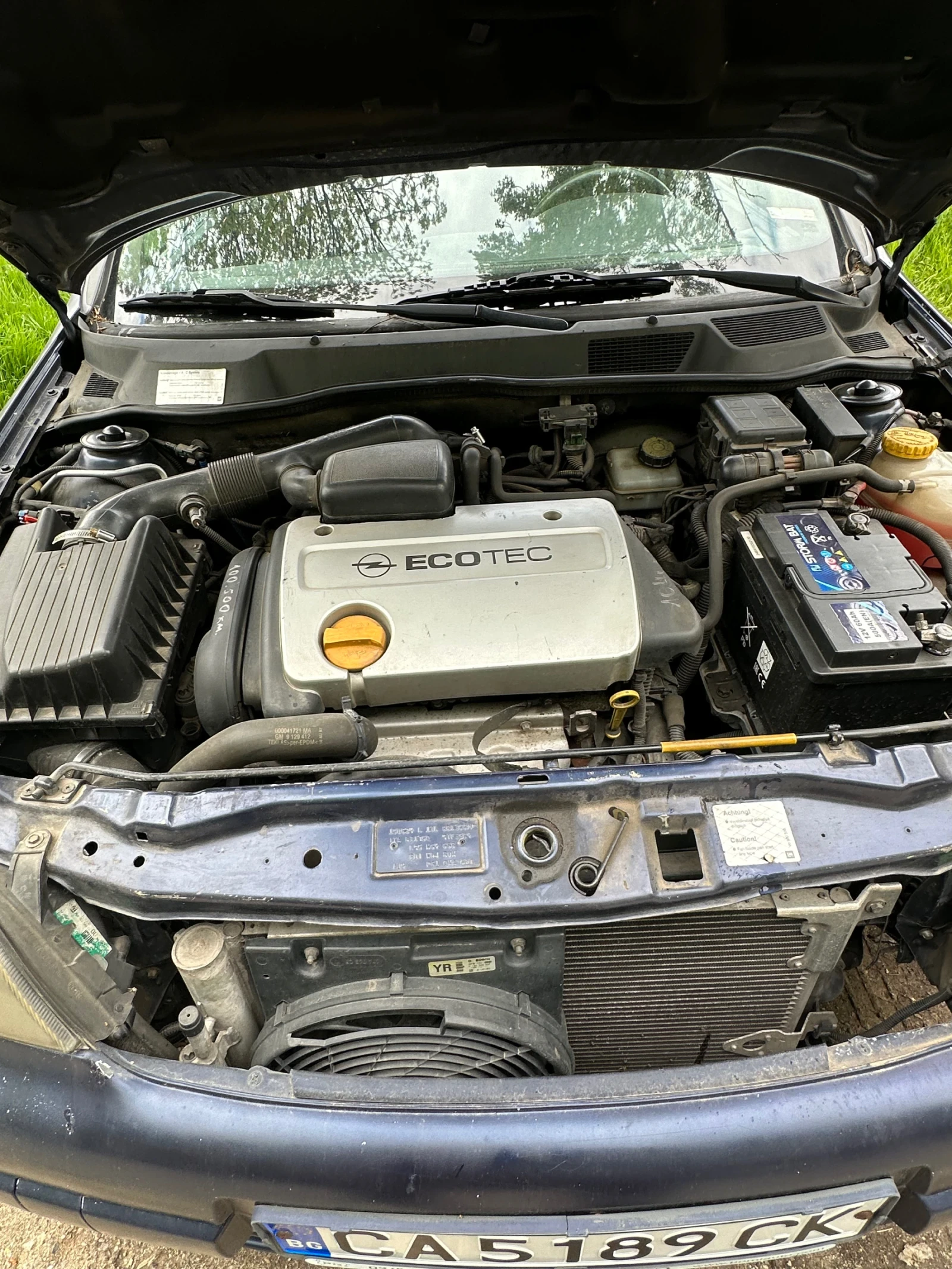 Opel Astra 1.4 бензин, снимка 10 - Автомобили и джипове - 54400394