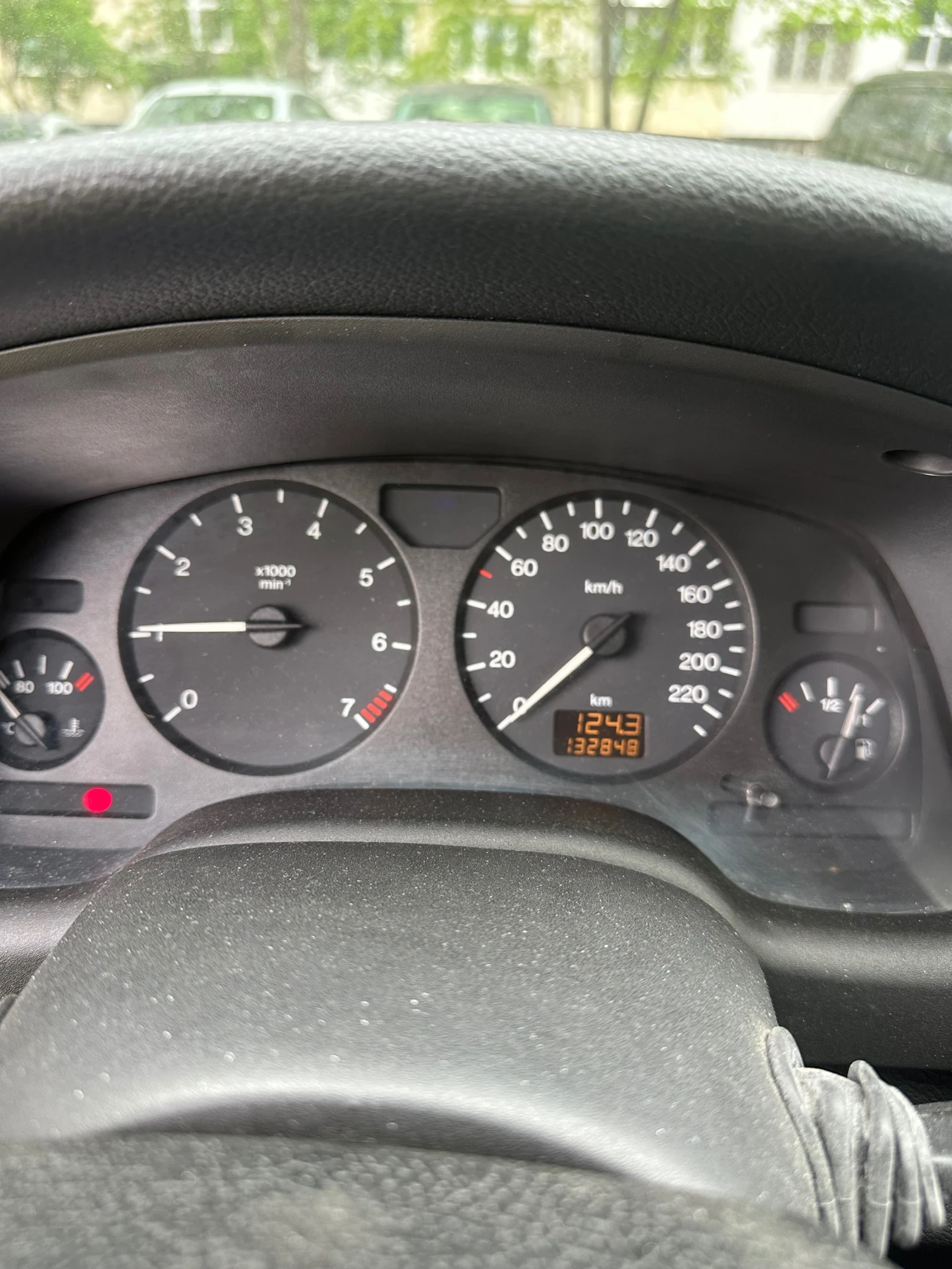 Opel Astra 1.4 бензин, снимка 6 - Автомобили и джипове - 54400394