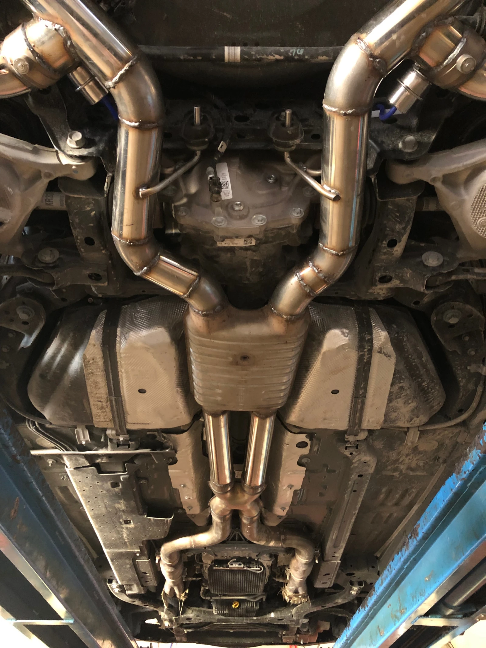 Ford Mustang GT Performance, снимка 10 - Автомобили и джипове - 54573687