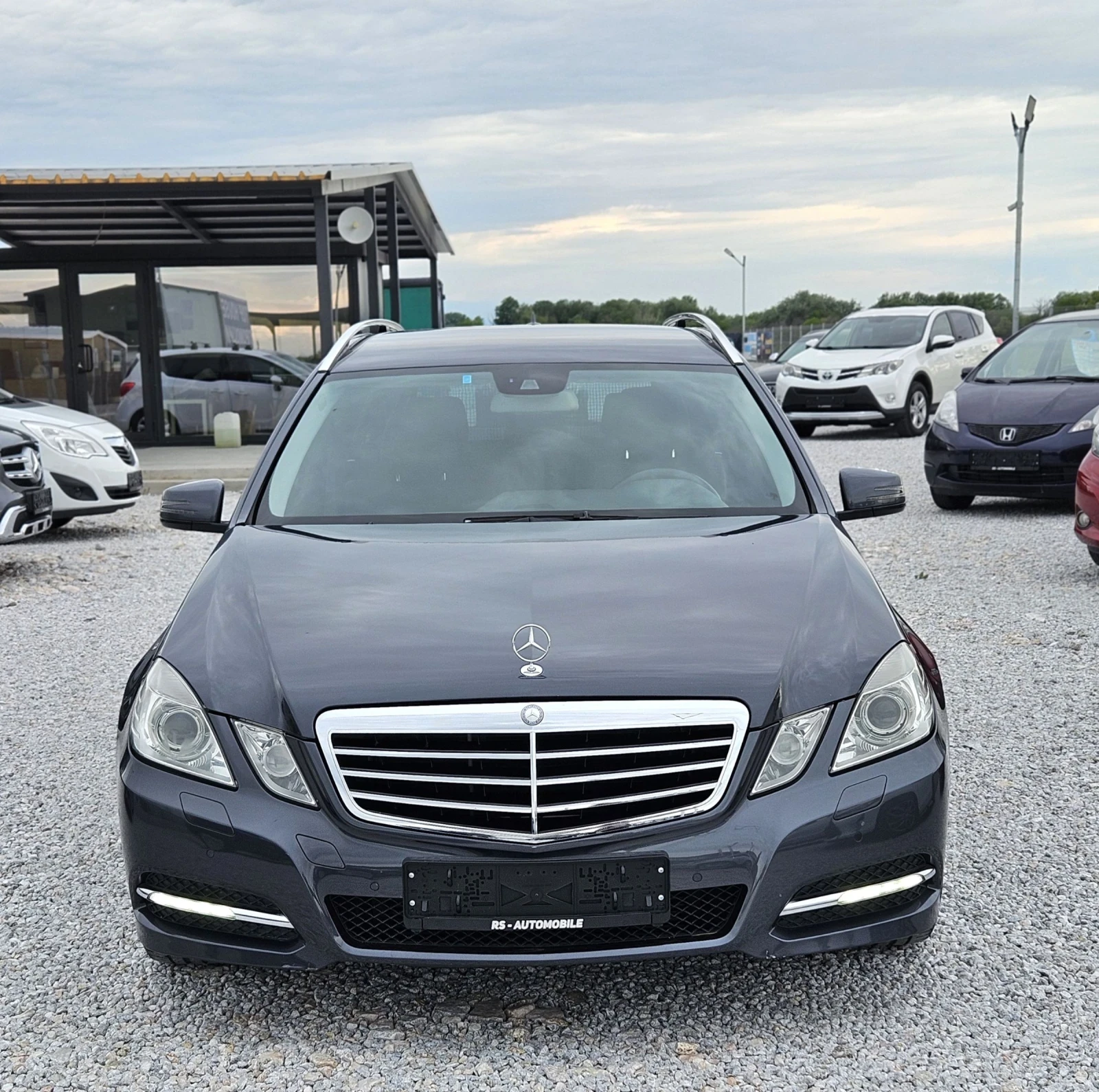 Mercedes-Benz E 220 Avantgarde Евро5 Full service Mercedes-Benz , снимка 3 - Автомобили и джипове - 54608502