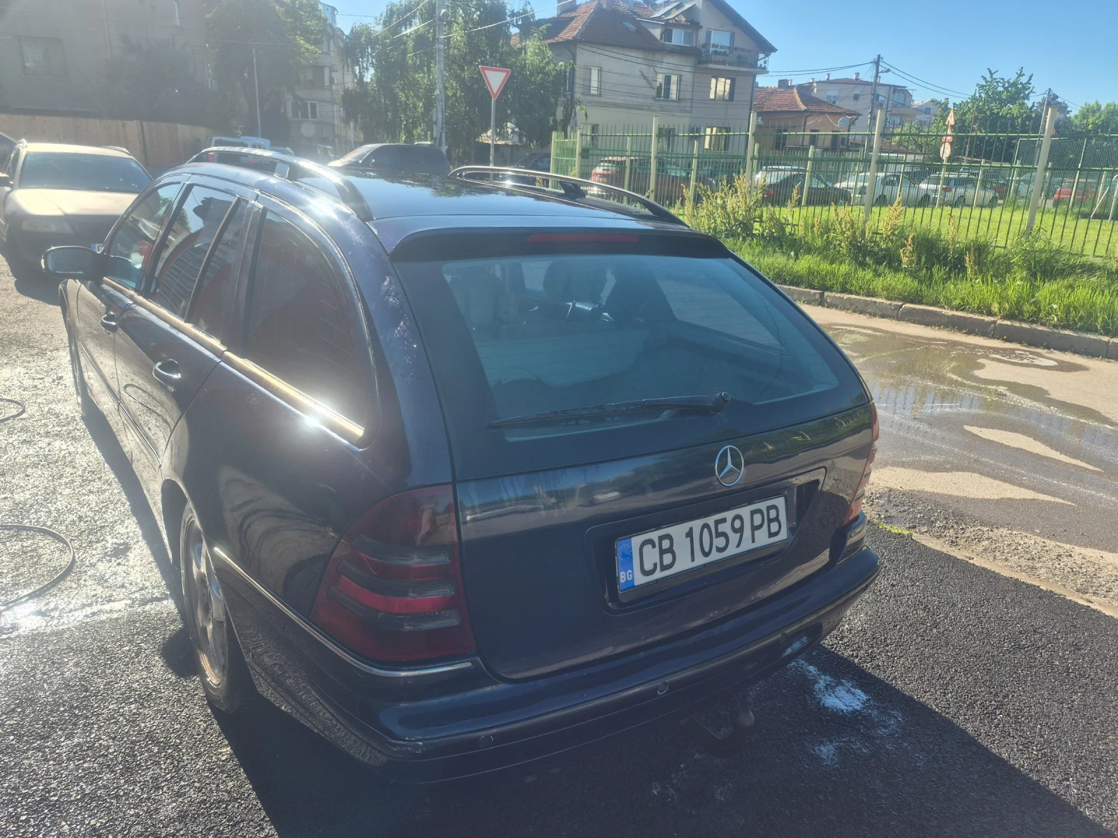Mercedes-Benz C 220, снимка 3 - Автомобили и джипове - 54728170