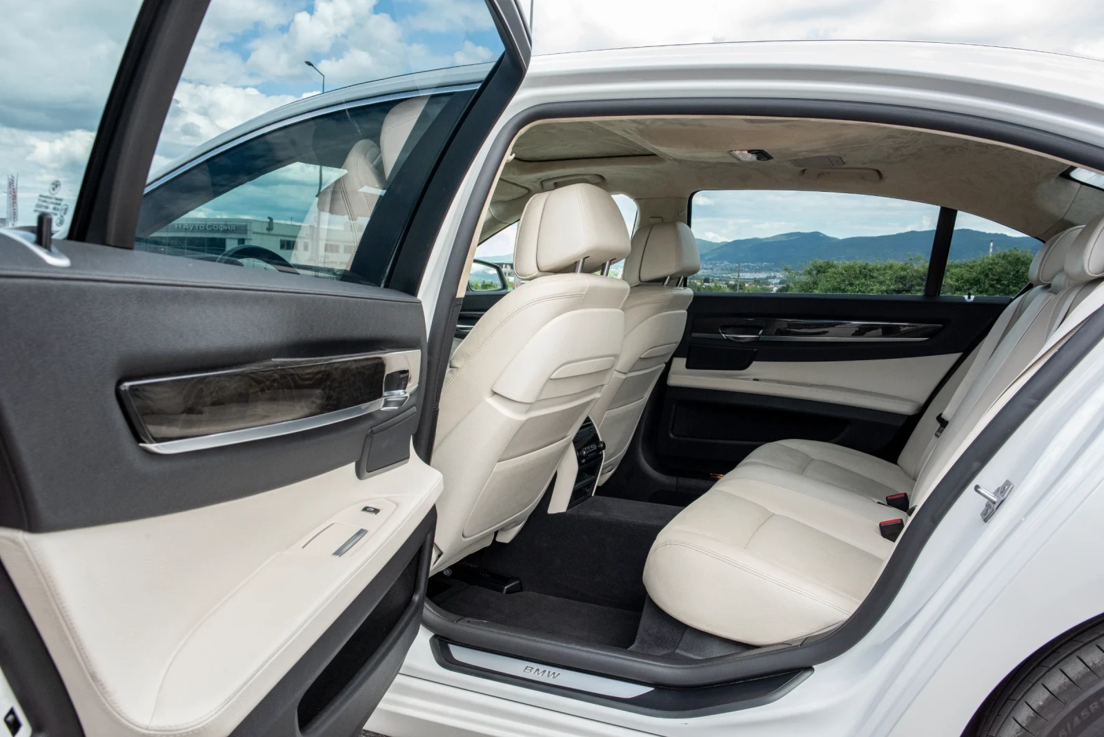 BMW 740 Li LCI N55, снимка 10 - Автомобили и джипове - 55067474