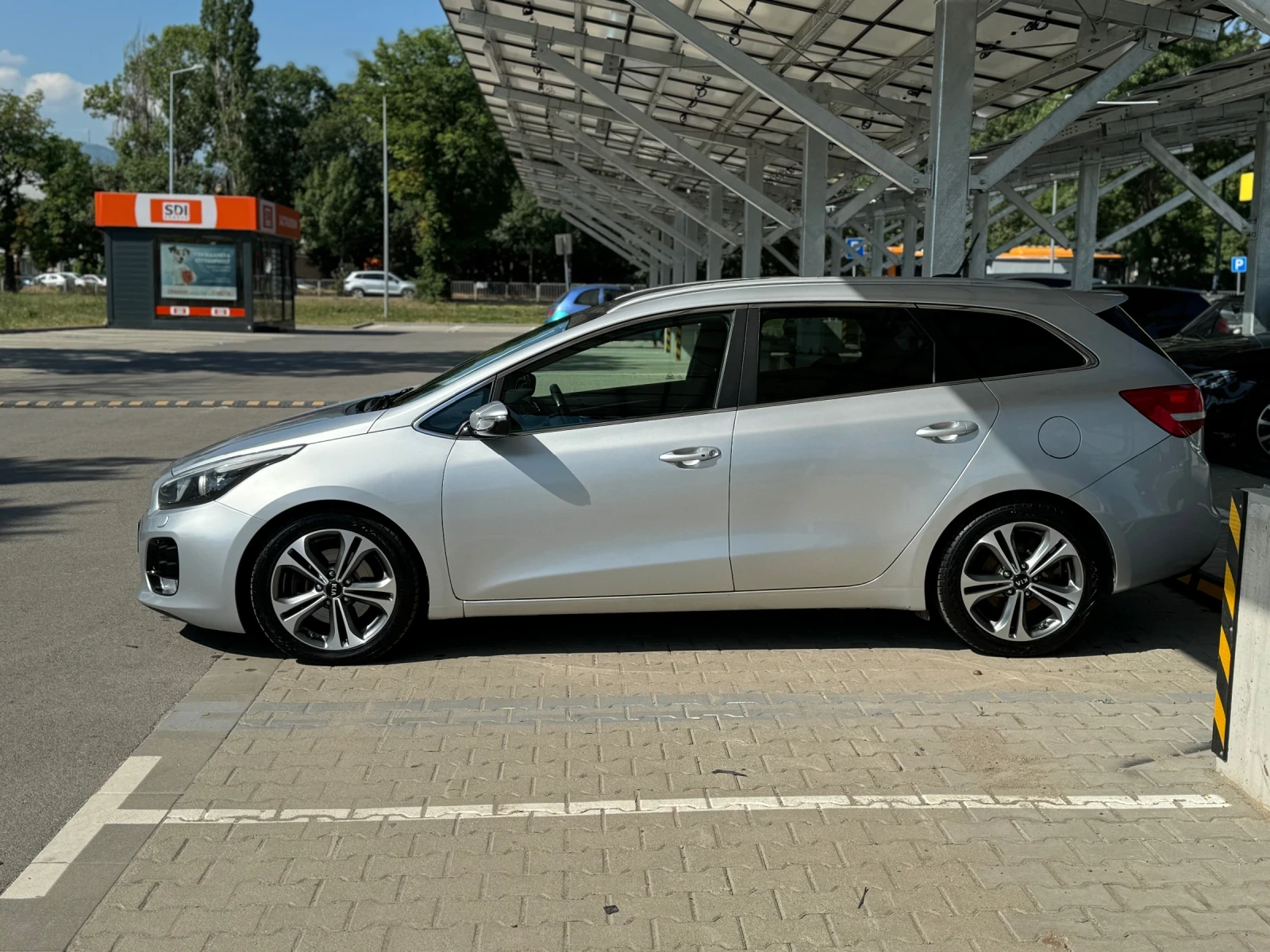 Kia Ceed, снимка 2 - Автомобили и джипове - 55077185