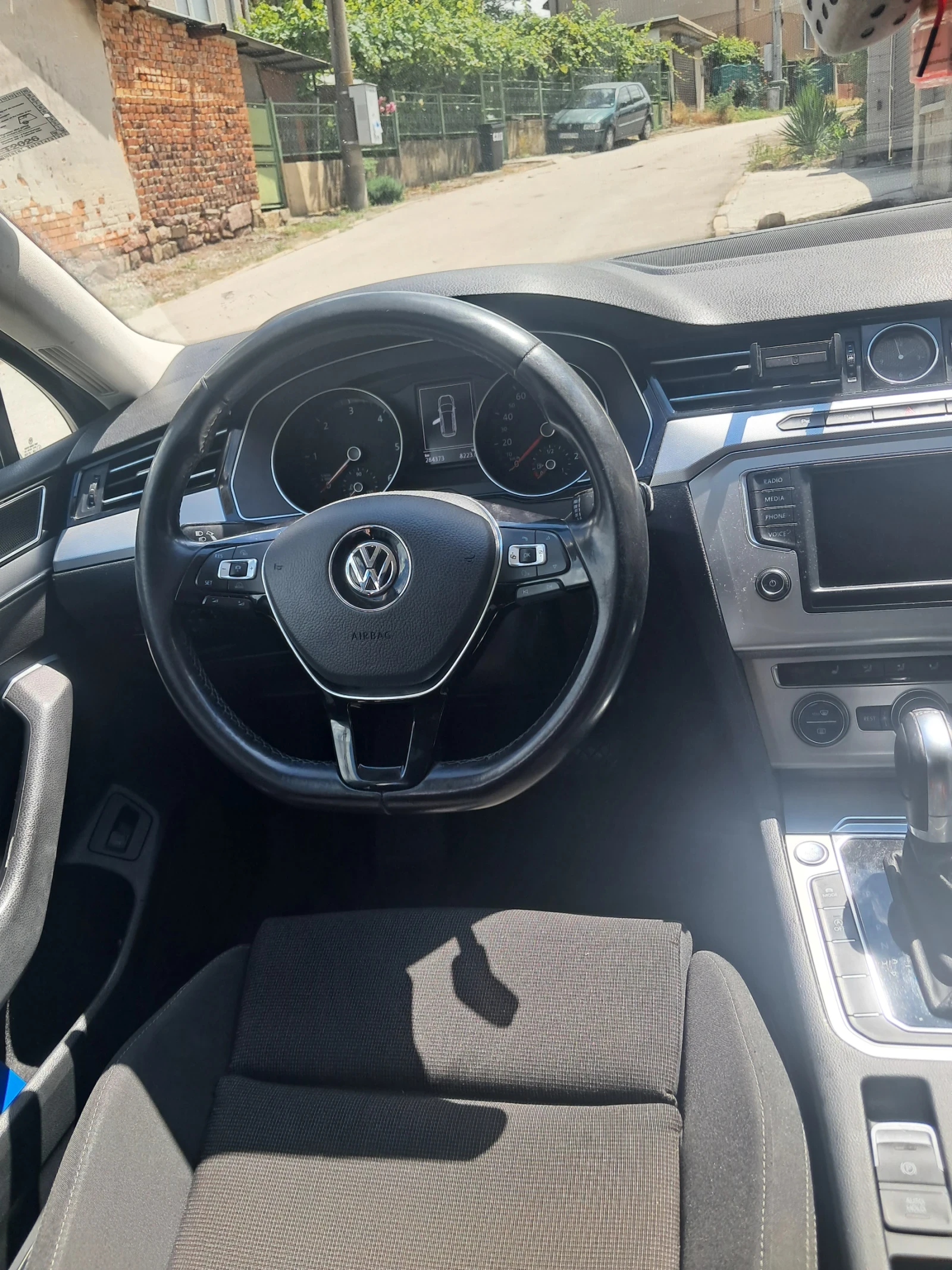 VW Passat, снимка 4 - Автомобили и джипове - 55163077
