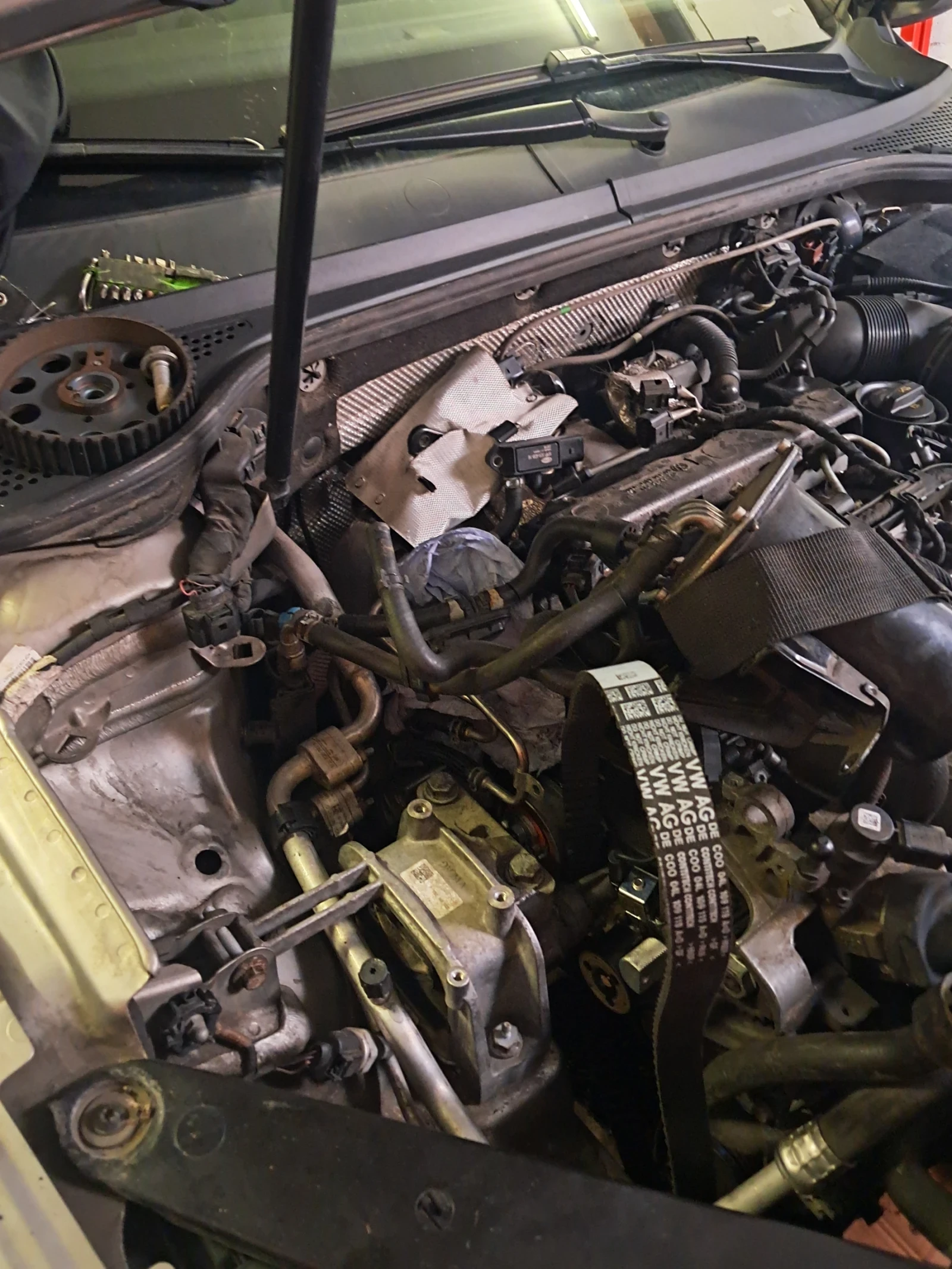 VW Passat, снимка 14 - Автомобили и джипове - 55163077