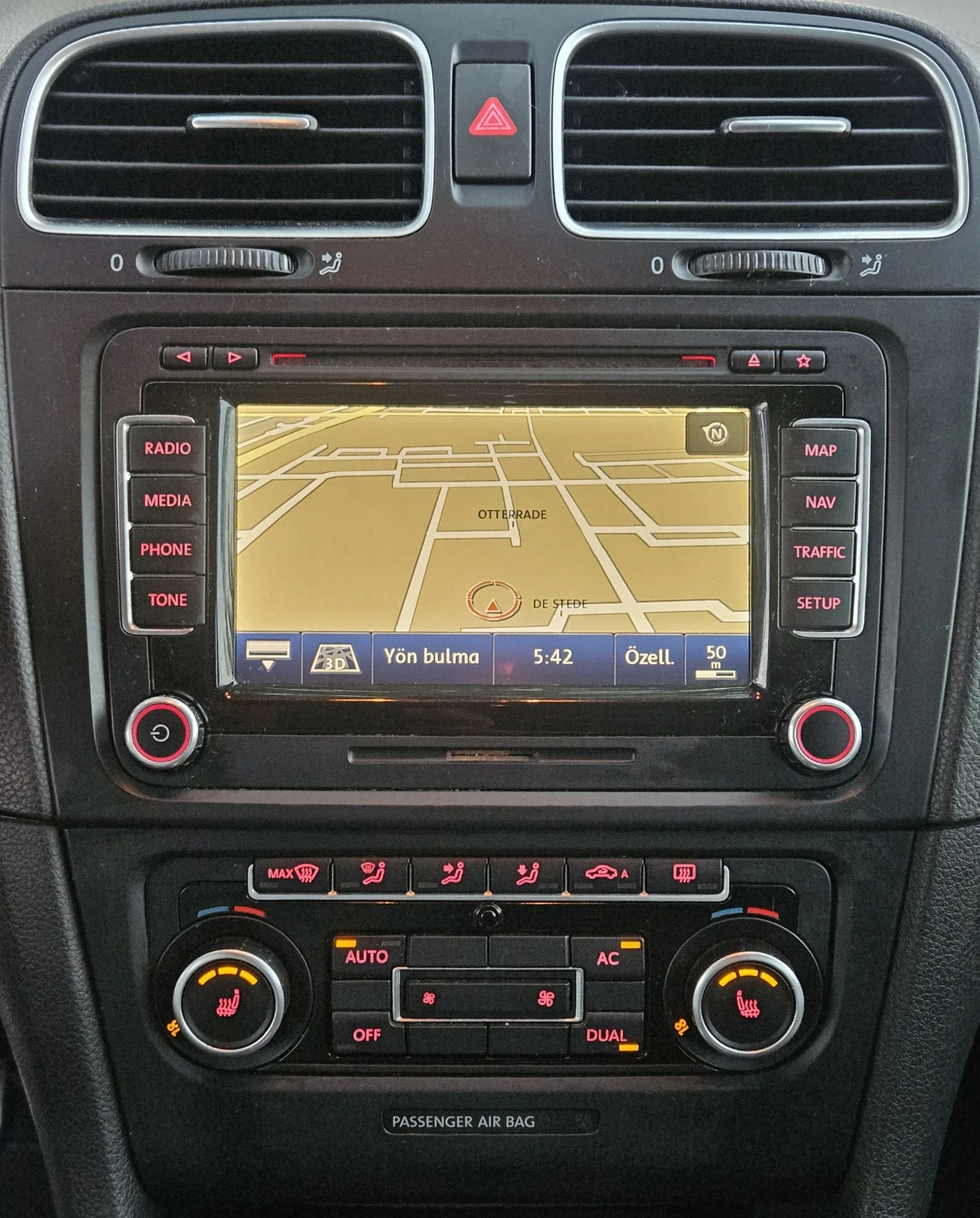 VW Golf 2.0TDI GTD Full Option , снимка 11 - Автомобили и джипове - 55163894