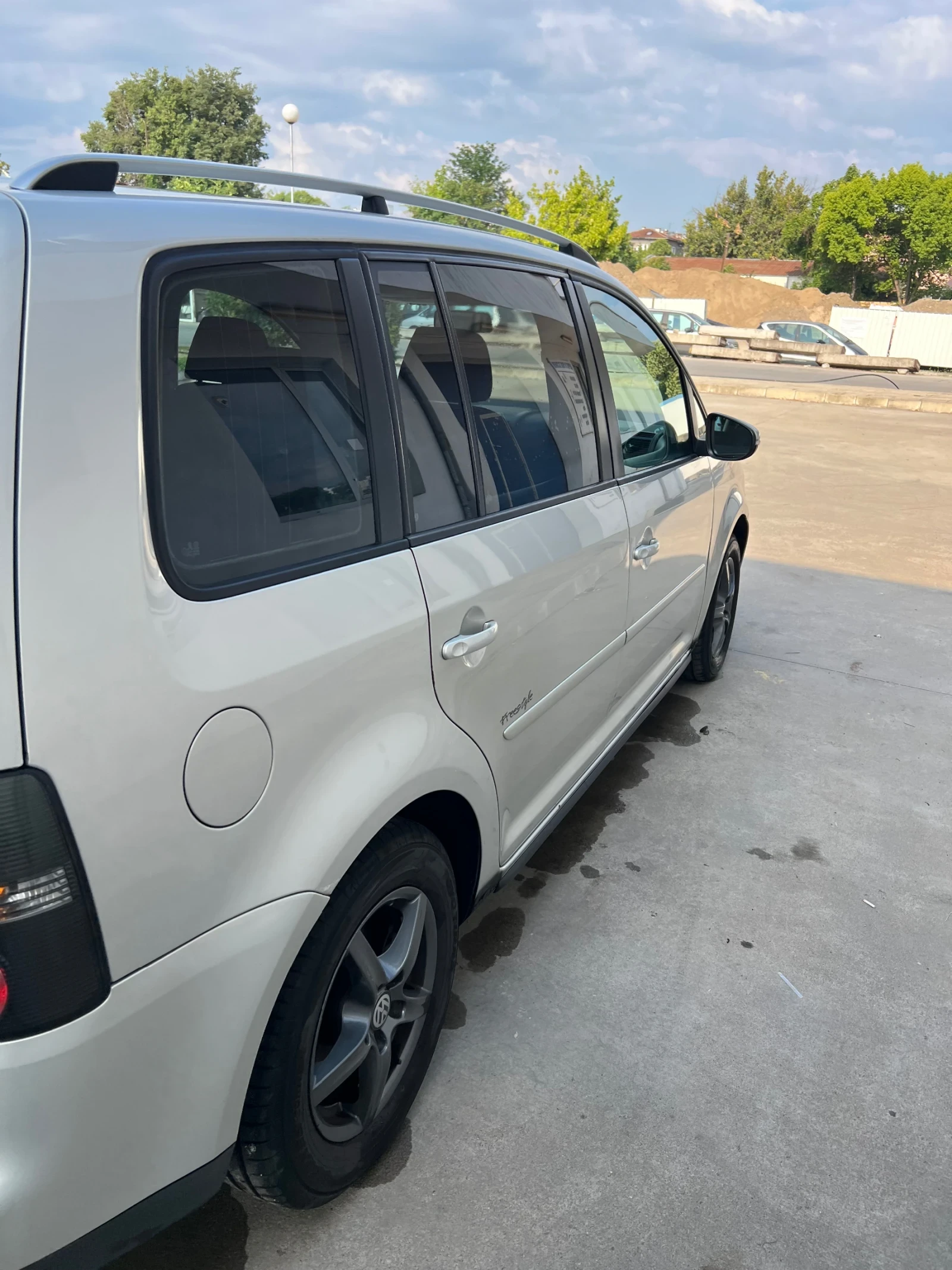 VW Touran 1.9 TDI 105 к.с., снимка 5 - Автомобили и джипове - 55366088