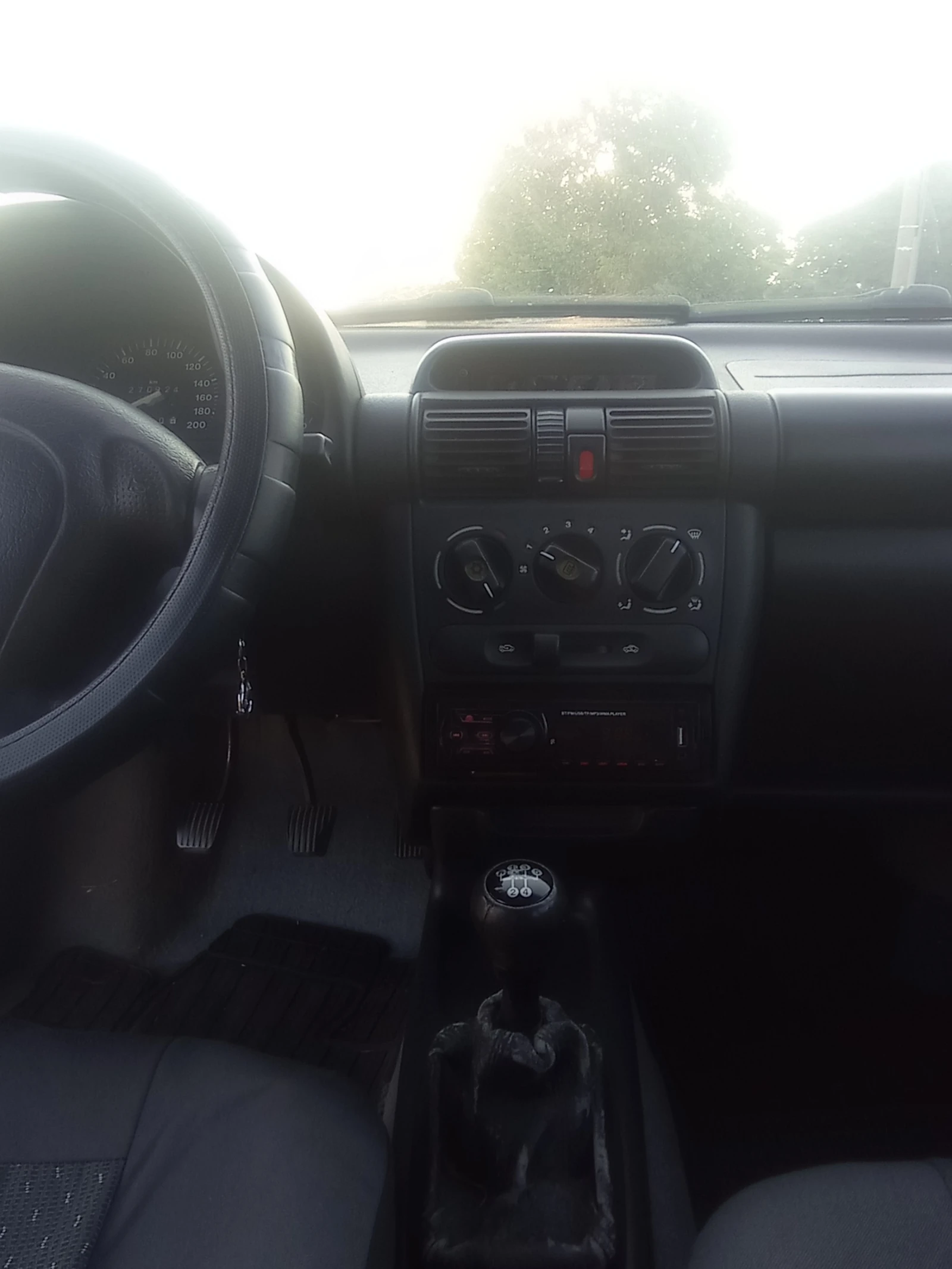 Opel Corsa 1400, снимка 6 - Автомобили и джипове - 55342838