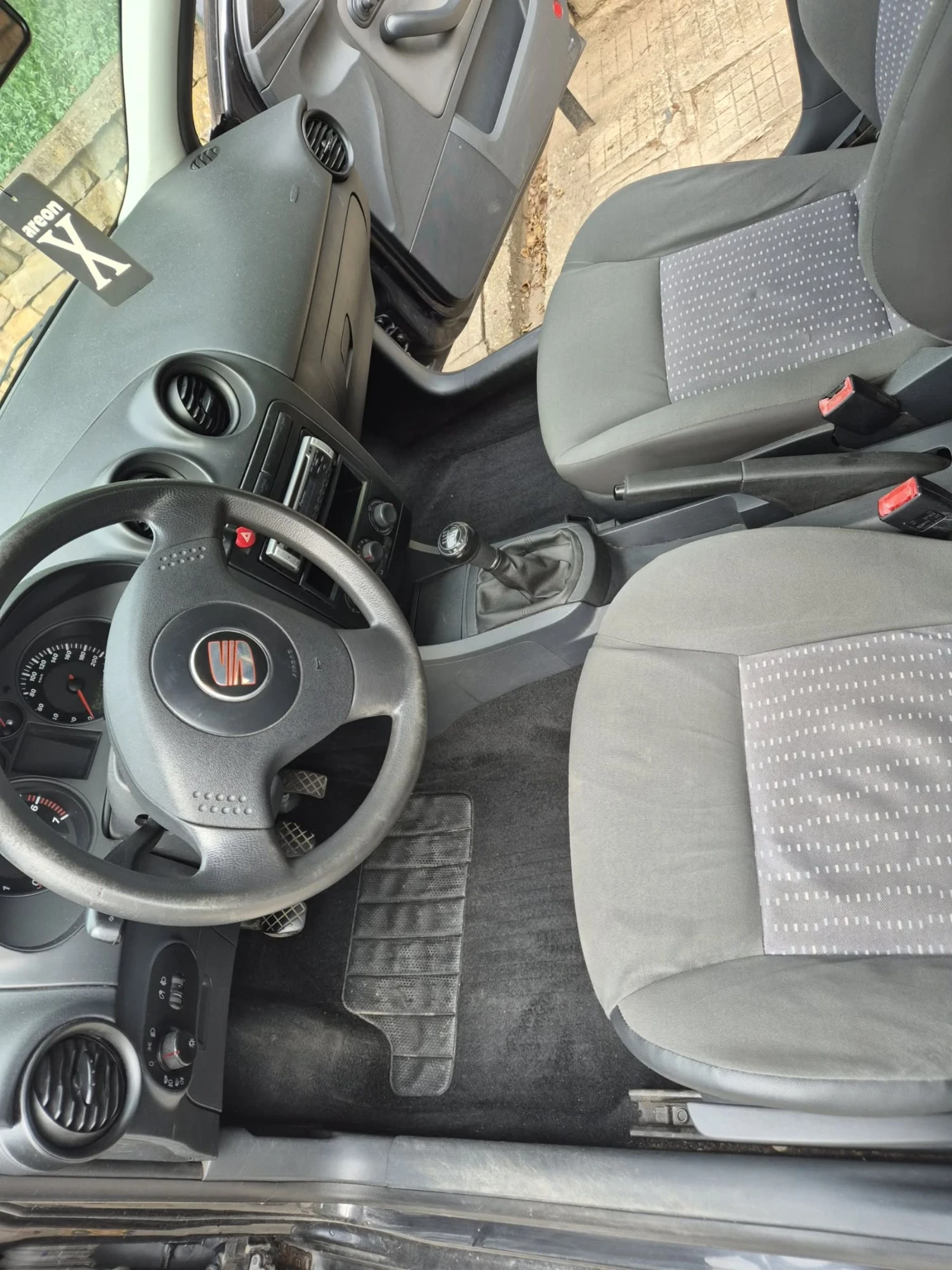 Seat Ibiza 1.2, снимка 10 - Автомобили и джипове - 55349839