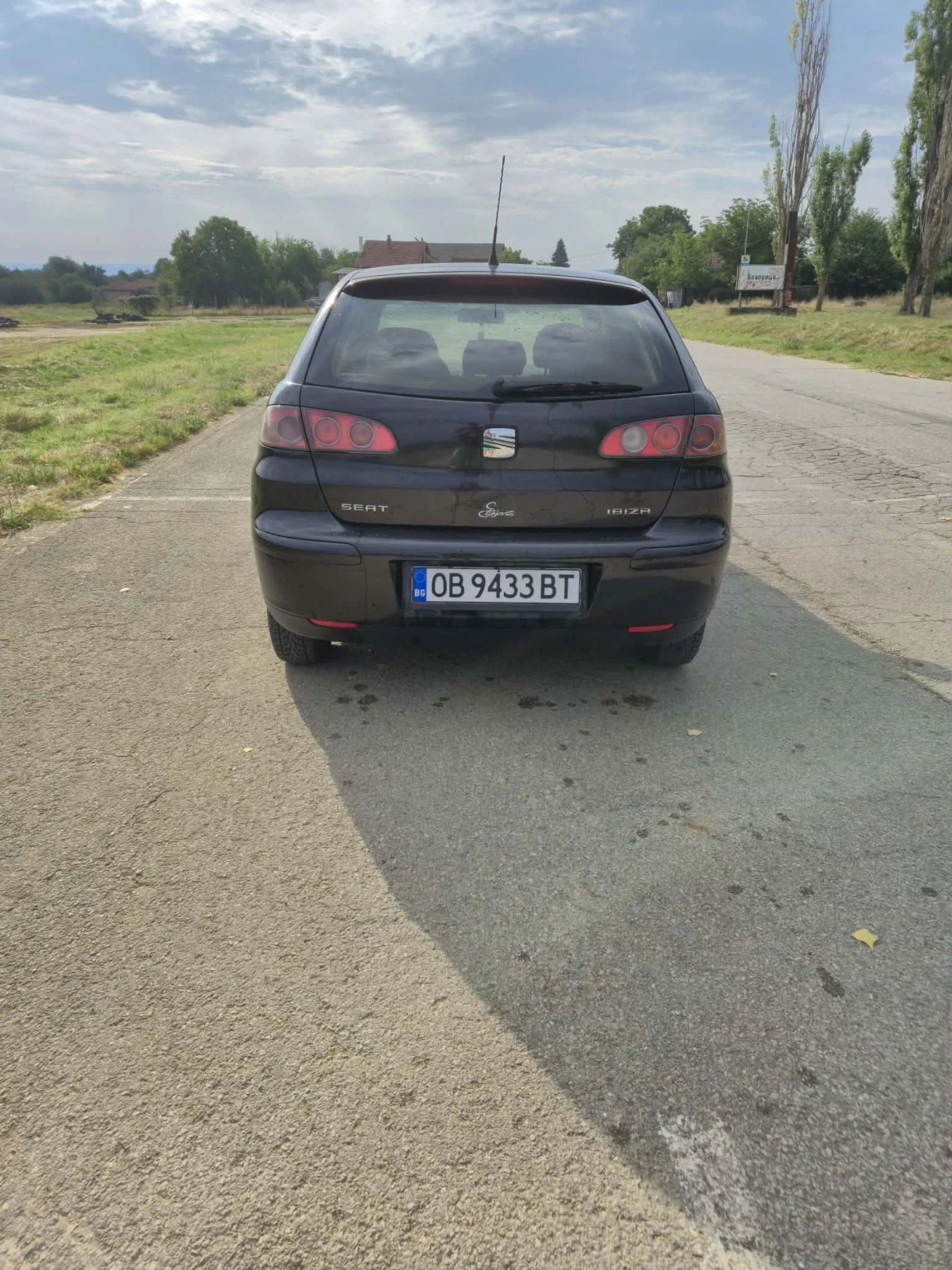 Seat Ibiza 1.2, снимка 6 - Автомобили и джипове - 55349839