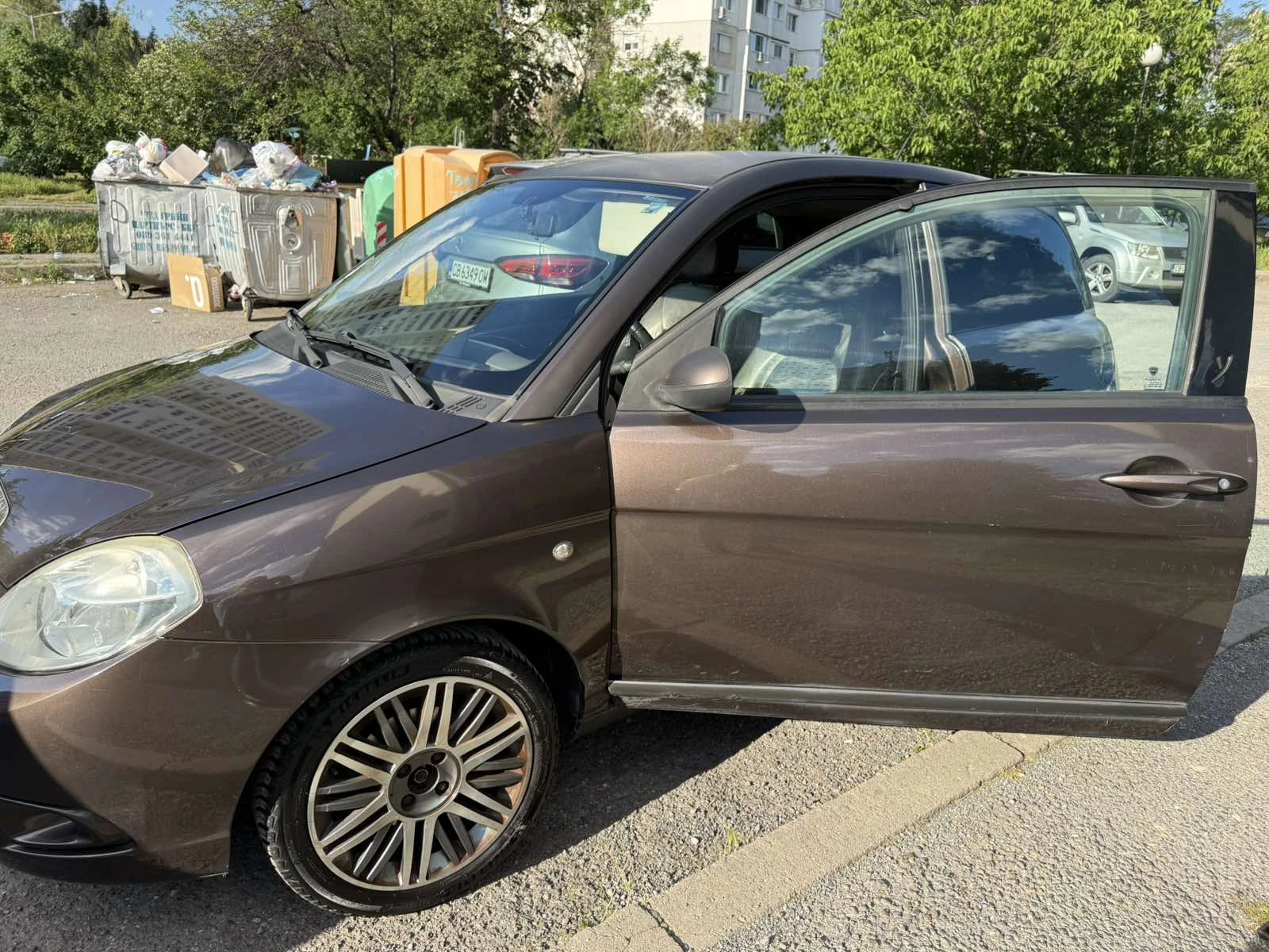 Lancia Ypsilon 1, 4  | Mobile.bg � ����������� 5