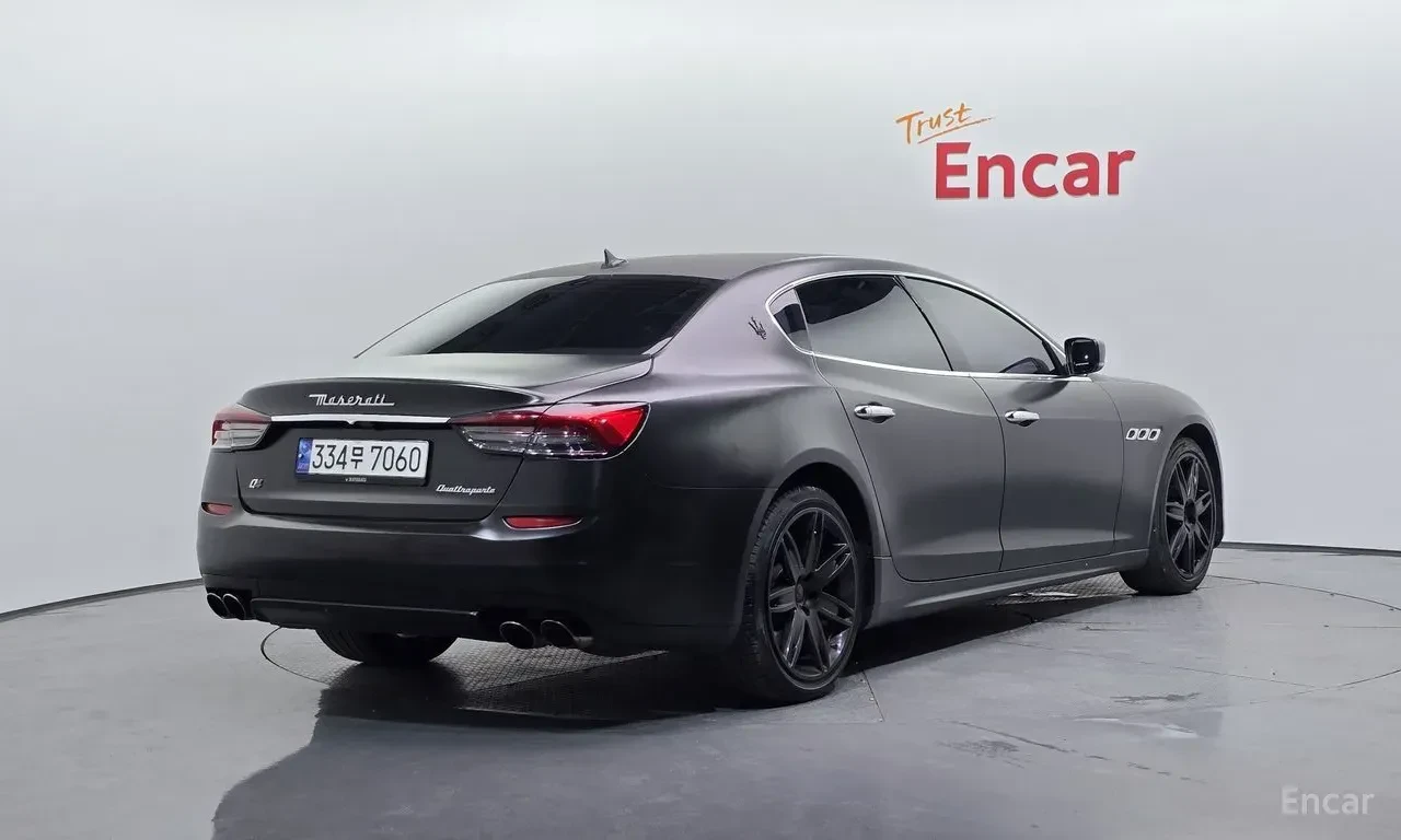 Maserati Quattroporte S* Q4* ОБДУХВАНЕ* ПОДГРЕВ* КАМЕРА* КЕЙЛЕС* , снимка 2 - Автомобили и джипове - 55822597