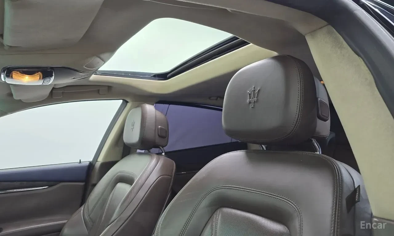 Maserati Quattroporte S* Q4* ОБДУХВАНЕ* ПОДГРЕВ* КАМЕРА* КЕЙЛЕС* , снимка 12 - Автомобили и джипове - 55822597