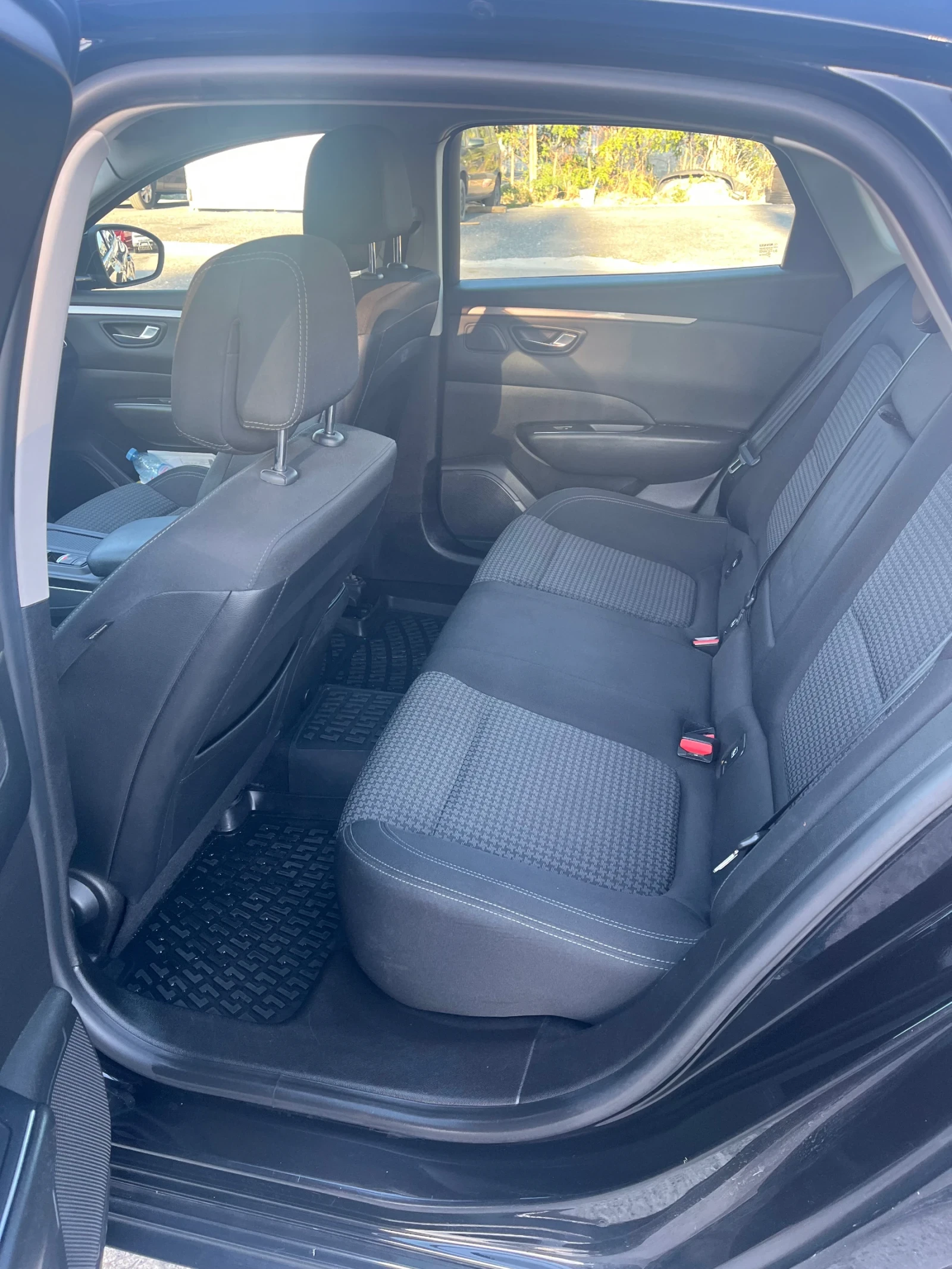 Renault Talisman, снимка 6 - Автомобили и джипове - 56132364