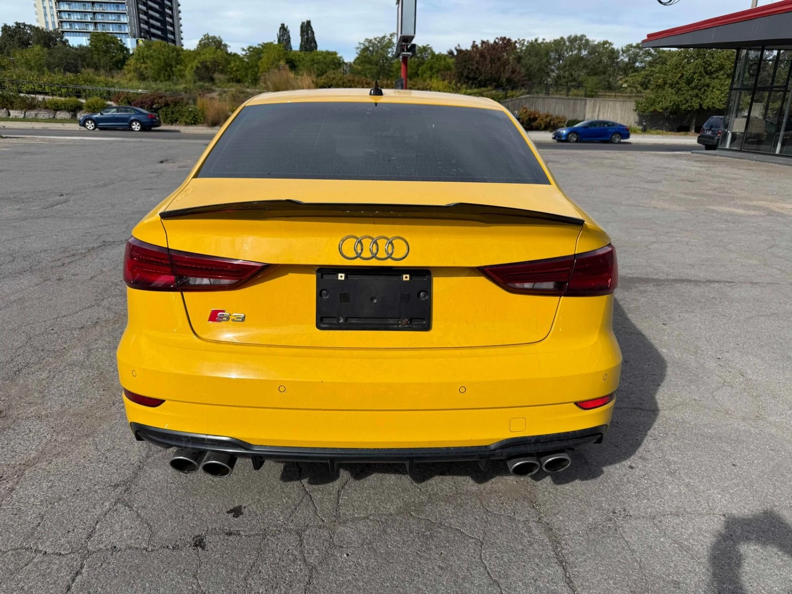 Audi S3 Technik* Virtual* B&O* Цена до България & АвтоКред, снимка 5 - Автомобили и джипове - 56254725