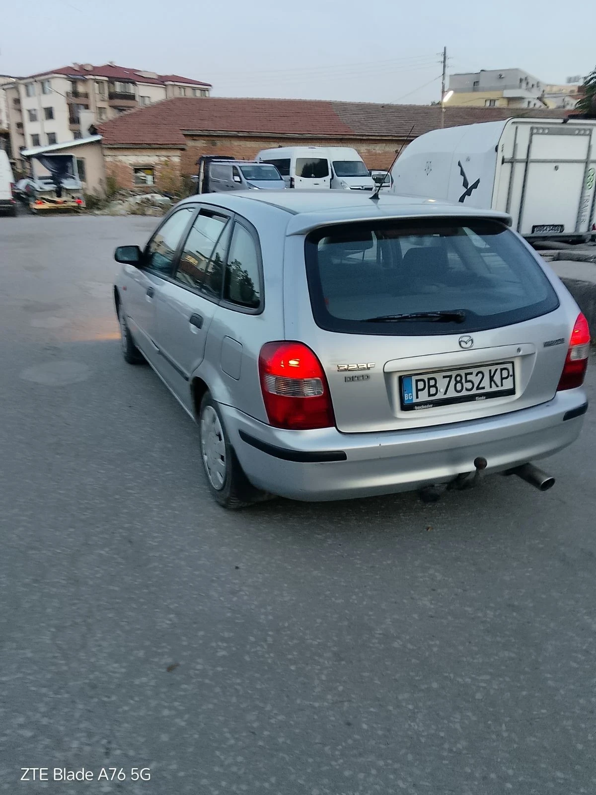 Mazda 323 2.0 Td, снимка 5 - Автомобили и джипове - 56552482