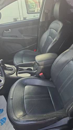 Kia Sportage Pano. 2.0 4WD кожа.камера.Led промоция, снимка 11