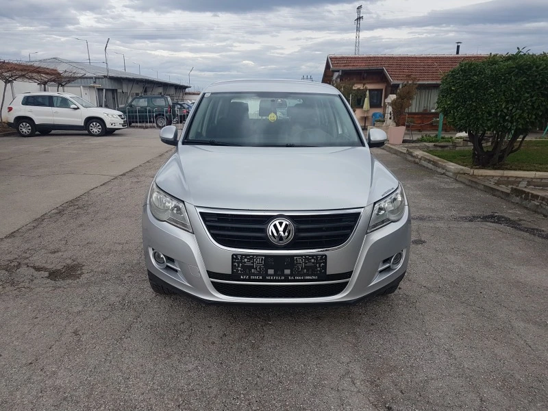 VW Tiguan 2.0 TDI 140кс 4&#215;4, снимка 2 - Автомобили и джипове - 43395497