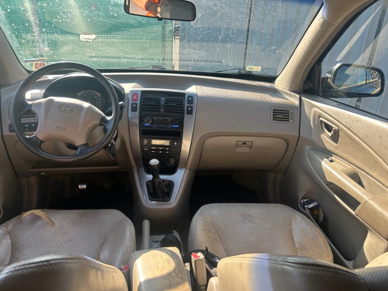 Hyundai Tucson, снимка 4 - Автомобили и джипове - 47205980