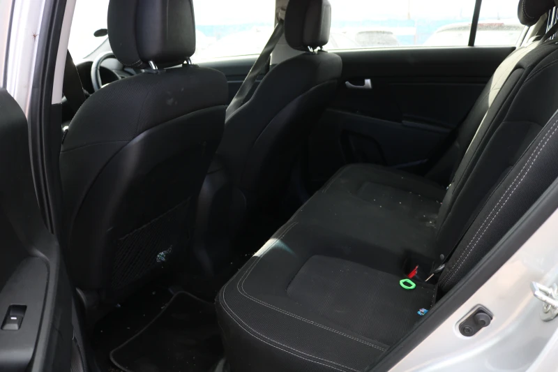 Kia Sportage 1.7 CRDI, снимка 13 - Автомобили и джипове - 49884172