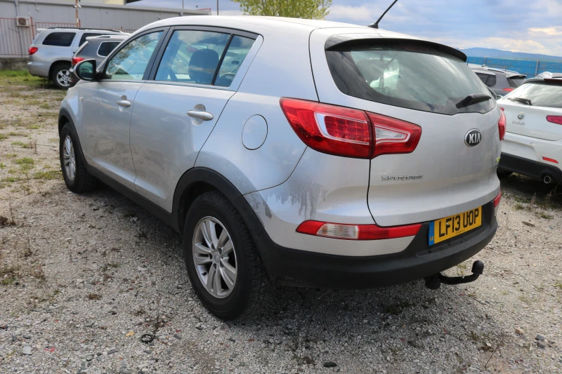 Kia Sportage 1.7 CRDI, снимка 7 - Автомобили и джипове - 49884172