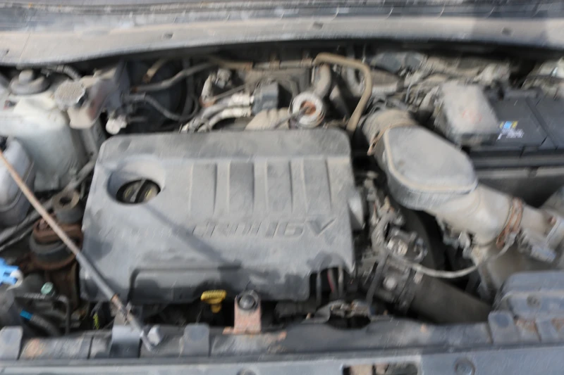 Kia Sportage 1.7 CRDI, снимка 15 - Автомобили и джипове - 49884172