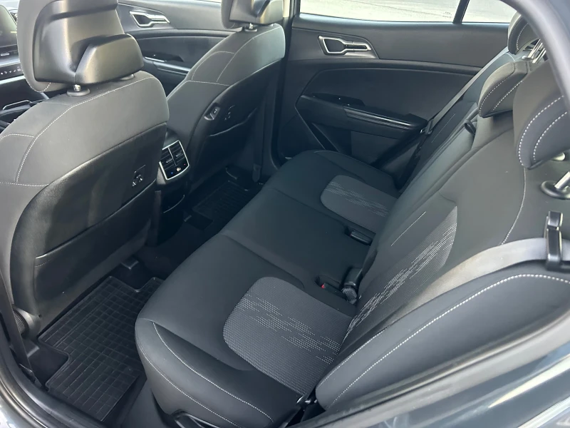 Kia Sportage 1.6 PHEV / 4X4 / АВТОМАТИК / ДИСТРОНИК / ЕВРО 6F+ , снимка 12 - Автомобили и джипове - 52227458