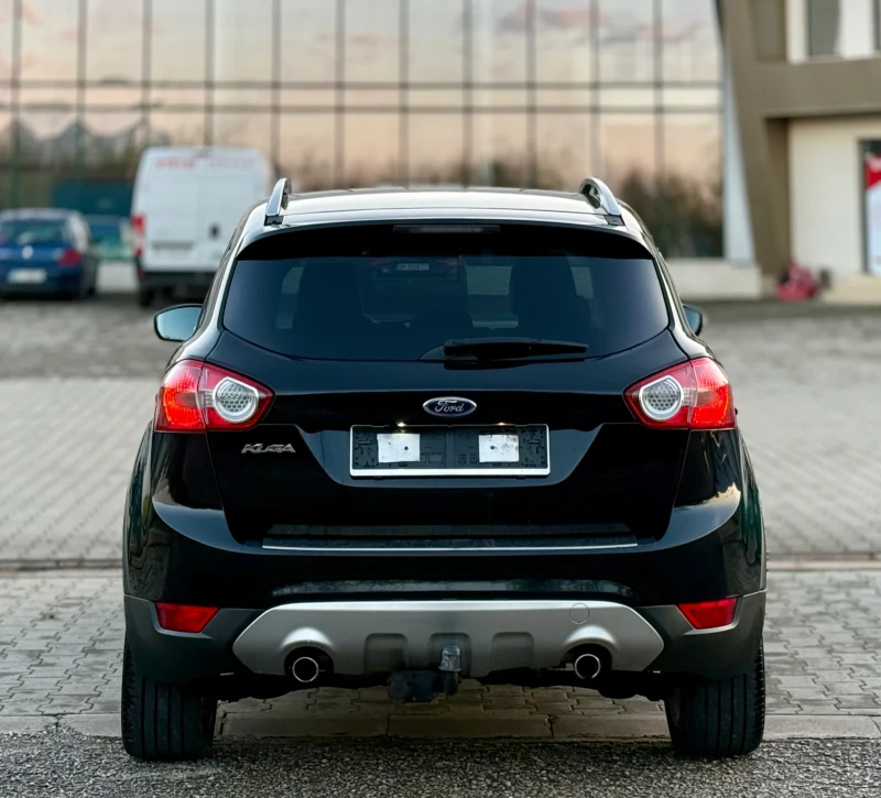 Ford Kuga 2.0TDCi~136hp~4x4~TITAN~НАВИ~КОЖА, снимка 6 - Автомобили и джипове - 52380954