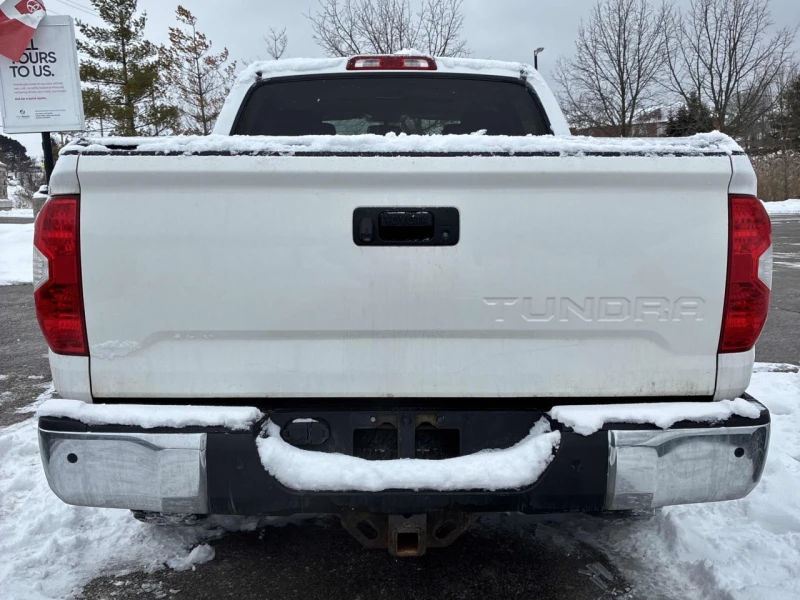 Toyota Tundra CARFAX* АВТОФИНАНСИРАНЕ* БЕЗ ПЪРВОНАЧАЛНА ВНОСКА* , снимка 4 - Автомобили и джипове - 52820384