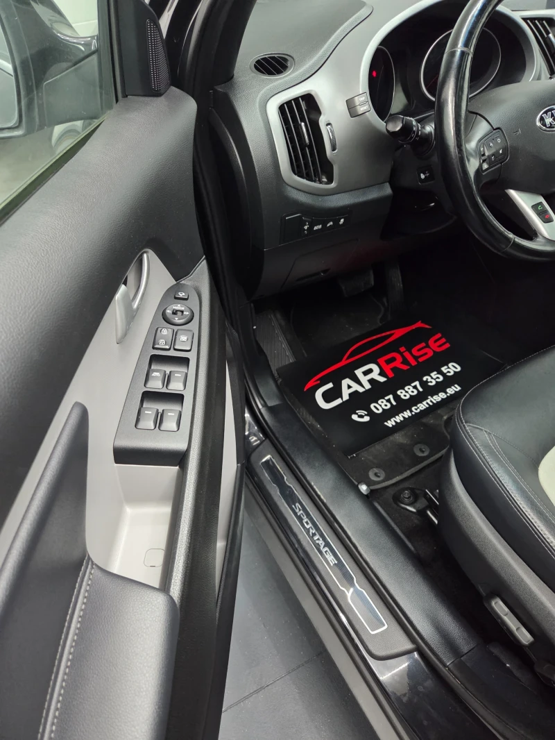 Kia Sportage  Platinum Edition, 2.0 CRDi, 185 к.с. Панорама, снимка 13 - Автомобили и джипове - 53134827