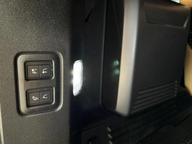 Land Rover Defender P525 CARPATHIAN EDITION/MERIDIAN/PANO/HEAD UP/ | Mobile.bg   17