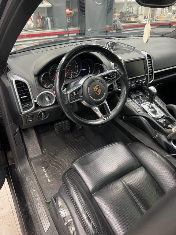 Porsche Cayenne * Diesel * CARFAX * БЕЗ ПЪРВОНАЧАЛНА ВНОСКА - изображение 7