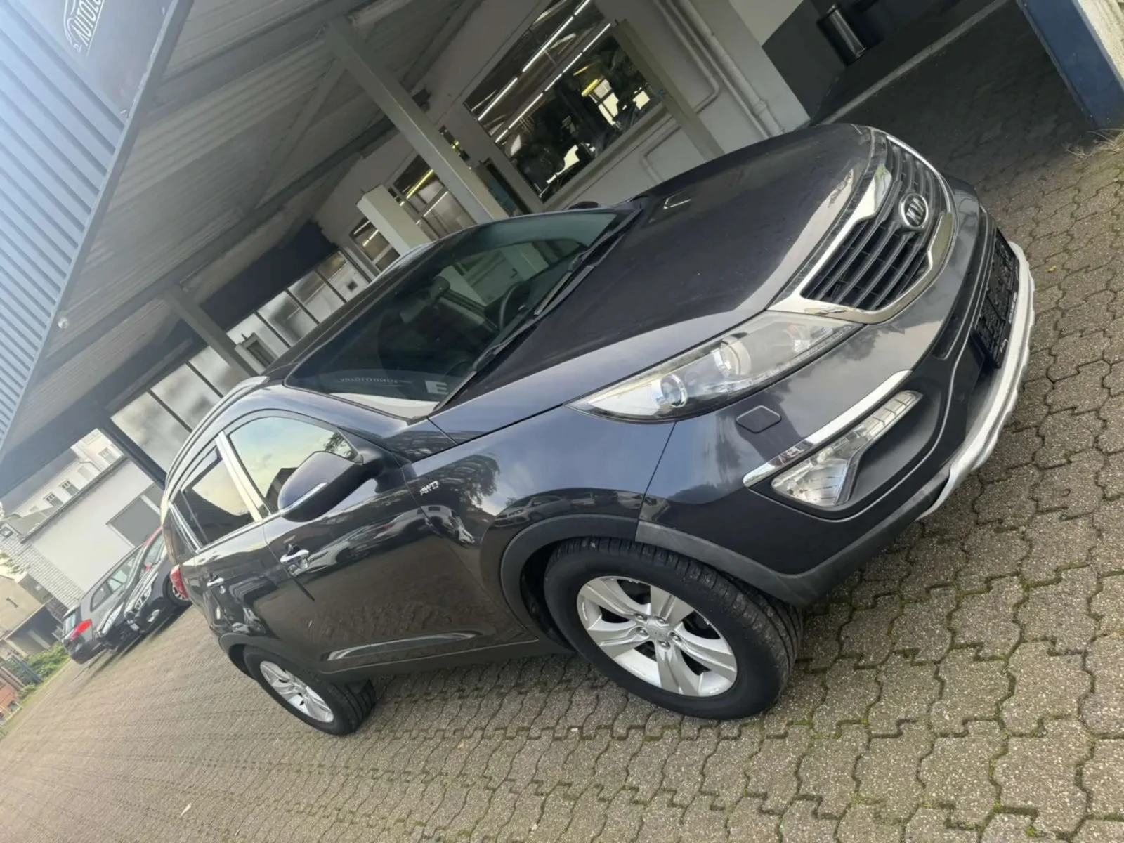 Kia Sportage Pano. 2.0 4WD кожа.камера.Led - изображение 3